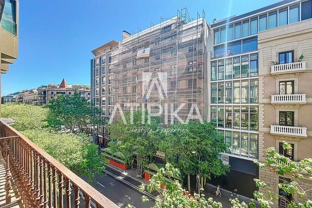 3 soverom Leilighet til salgs i Barcelona by - € 690 000 (Ref: 8978366)