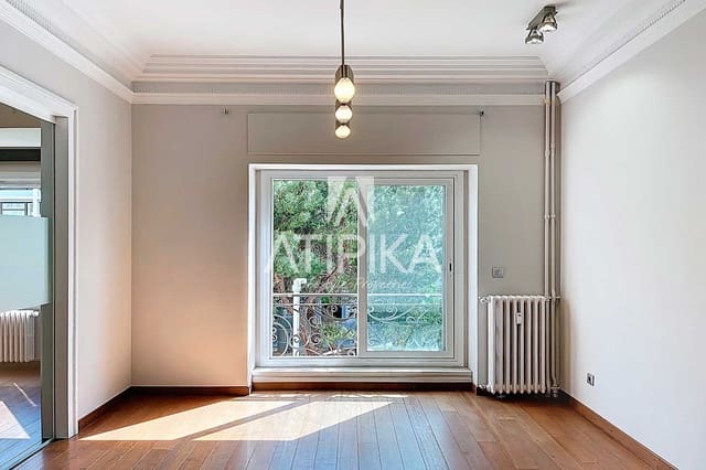 Apartamento de 6 habitaciones en Barcelona ciudad en venta - 2.200.000 € (Ref: 9000868)