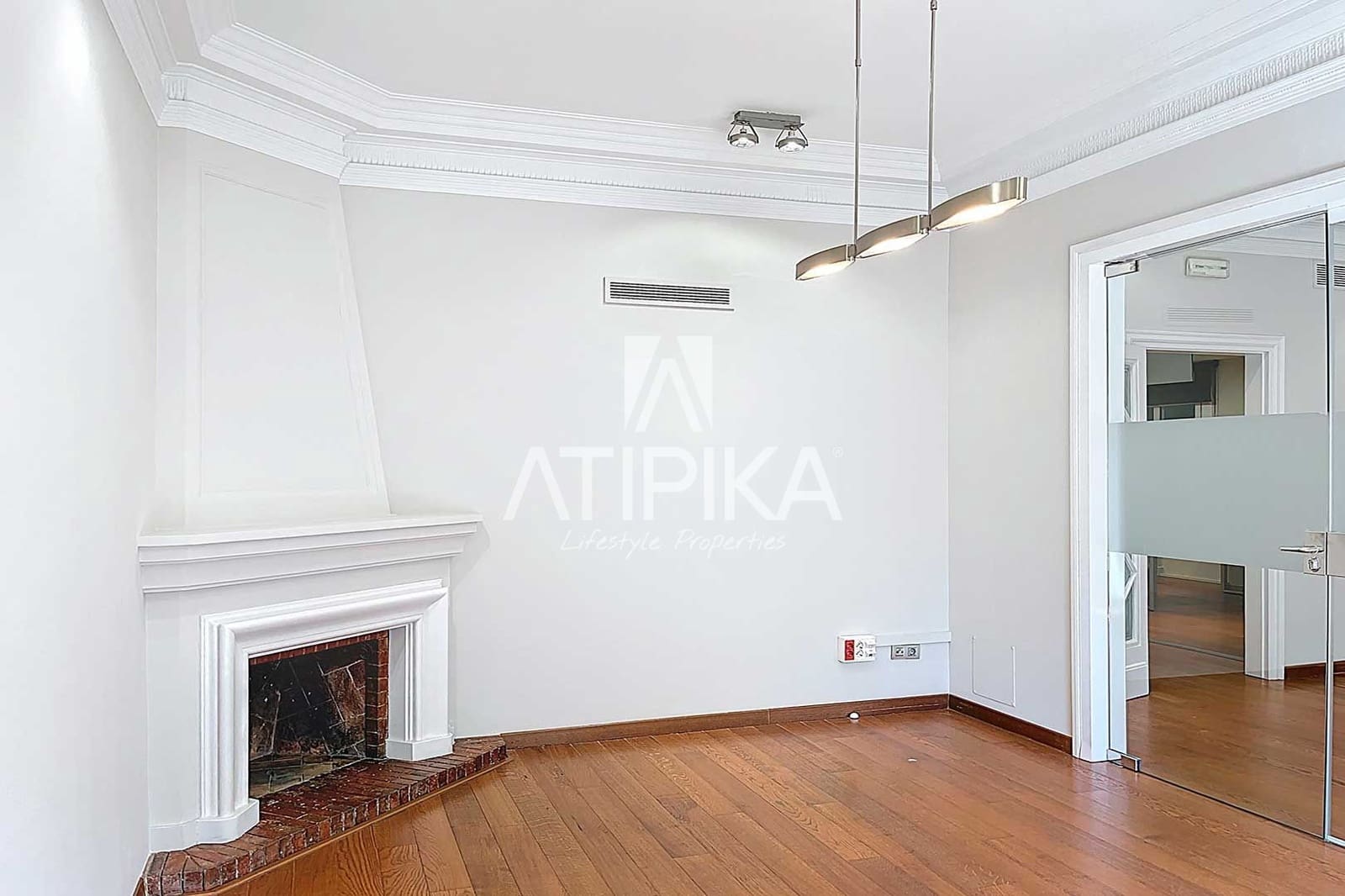 6 bedroom Apartment for sale in Barcelona city - € 2,200,000 (Ref: 9000868)