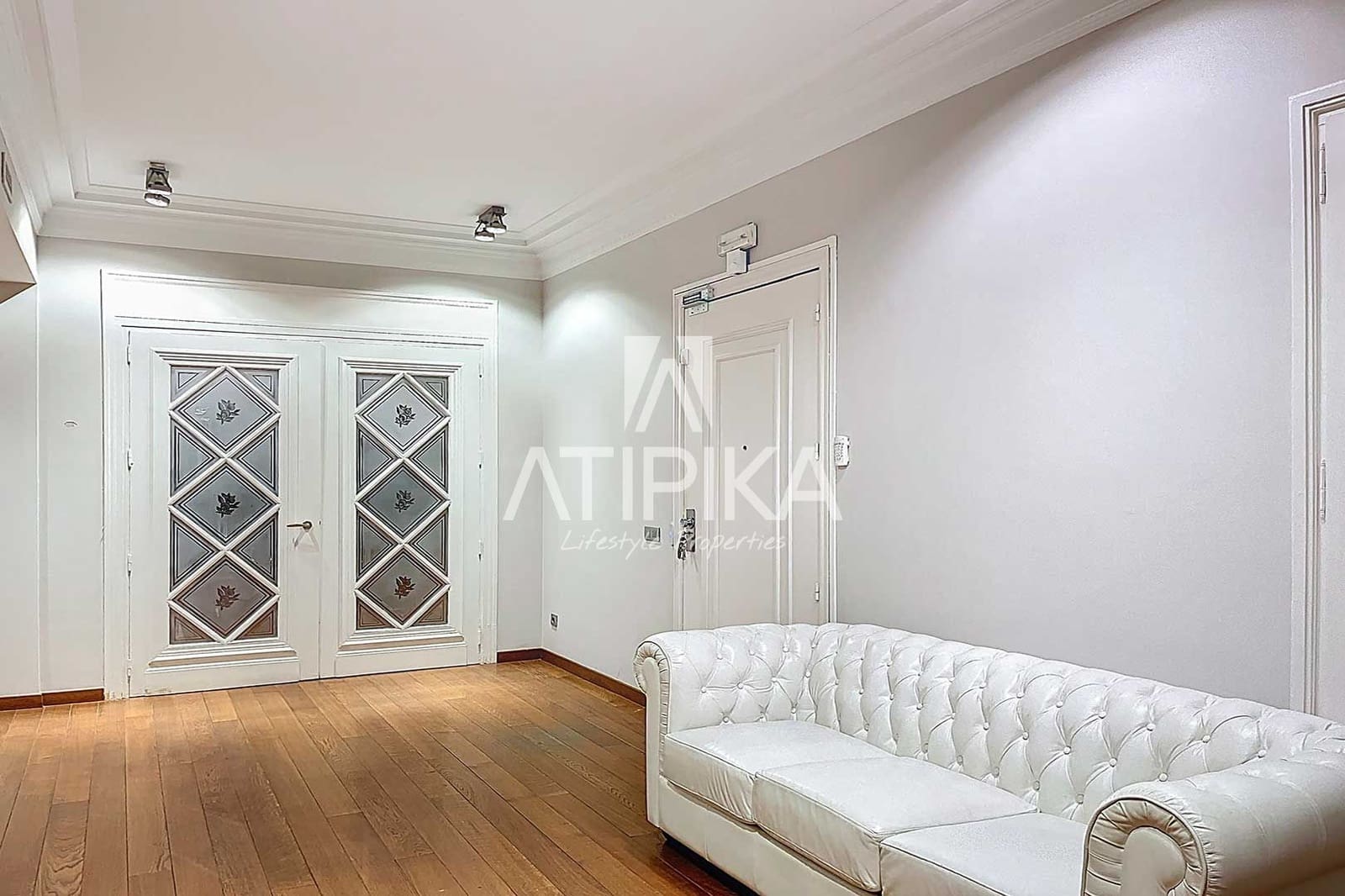 6 bedroom Apartment for sale in Barcelona city - € 2,200,000 (Ref: 9000868)