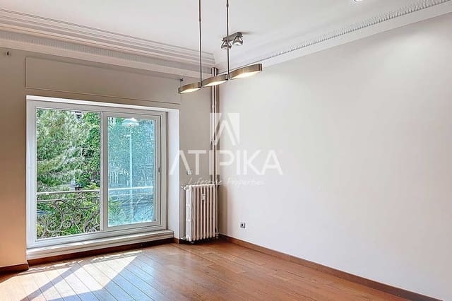 Apartamento de 6 habitaciones en Barcelona ciudad en venta - 2.200.000 € (Ref: 9000868)