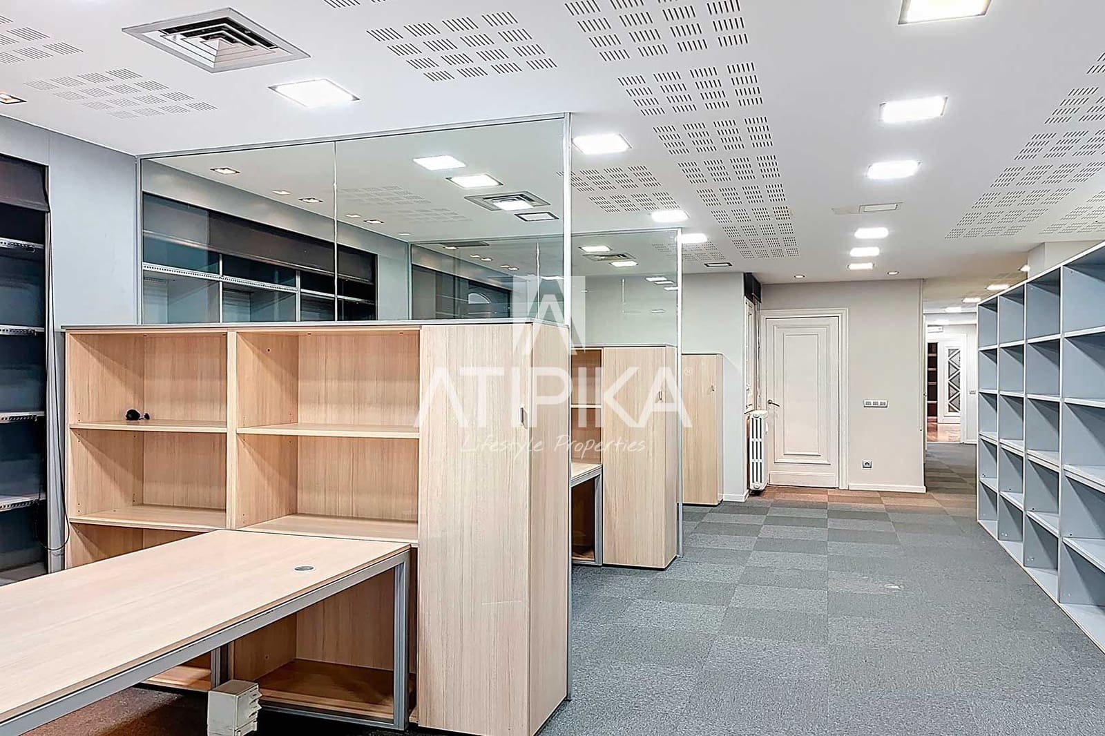 6 bedroom Apartment for sale in Barcelona city - € 2,200,000 (Ref: 9000868)