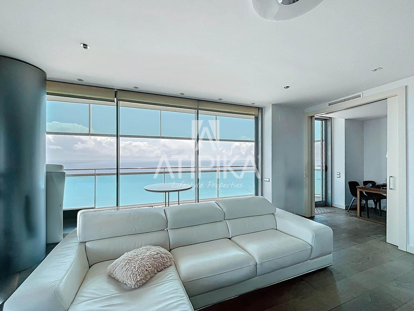 3 bedroom Apartment for sale in Barcelona city with pool - € 1,600,000 (Ref: 9014264)