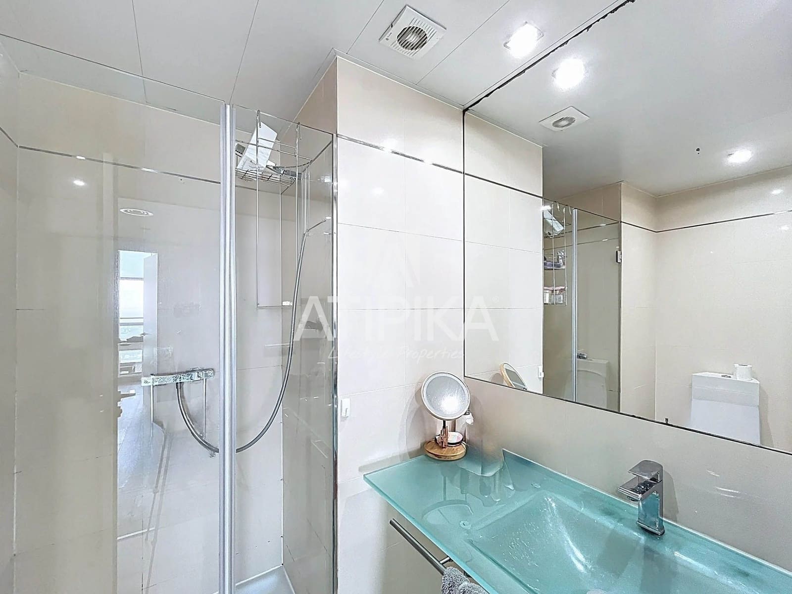 3 bedroom Apartment for sale in Barcelona city with pool - € 1,600,000 (Ref: 9014264)