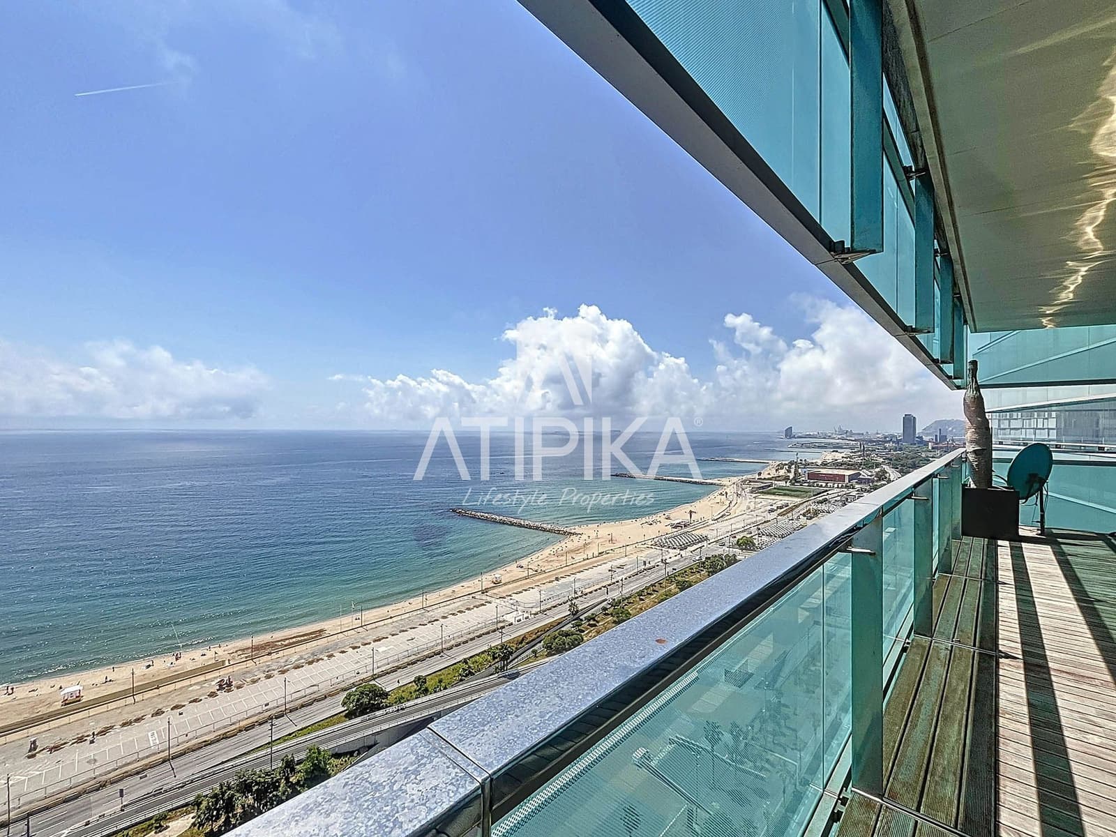 3 bedroom Apartment for sale in Barcelona city with pool - € 1,600,000 (Ref: 9014264)