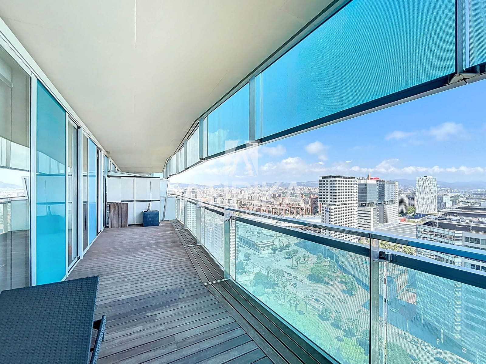 3 bedroom Apartment for sale in Barcelona city with pool - € 1,600,000 (Ref: 9014264)