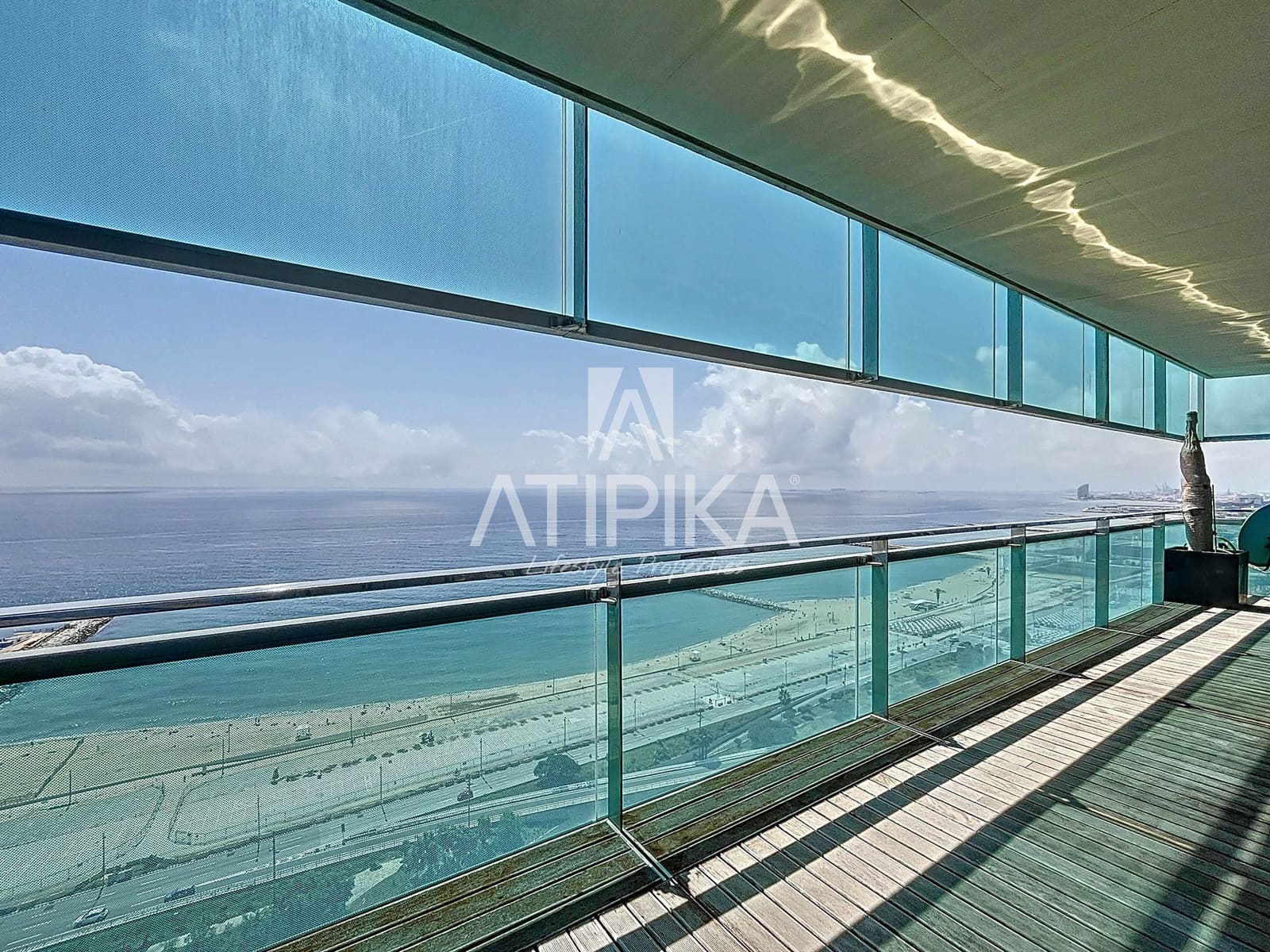 3 bedroom Apartment for sale in Barcelona city with pool - € 1,600,000 (Ref: 9014264)