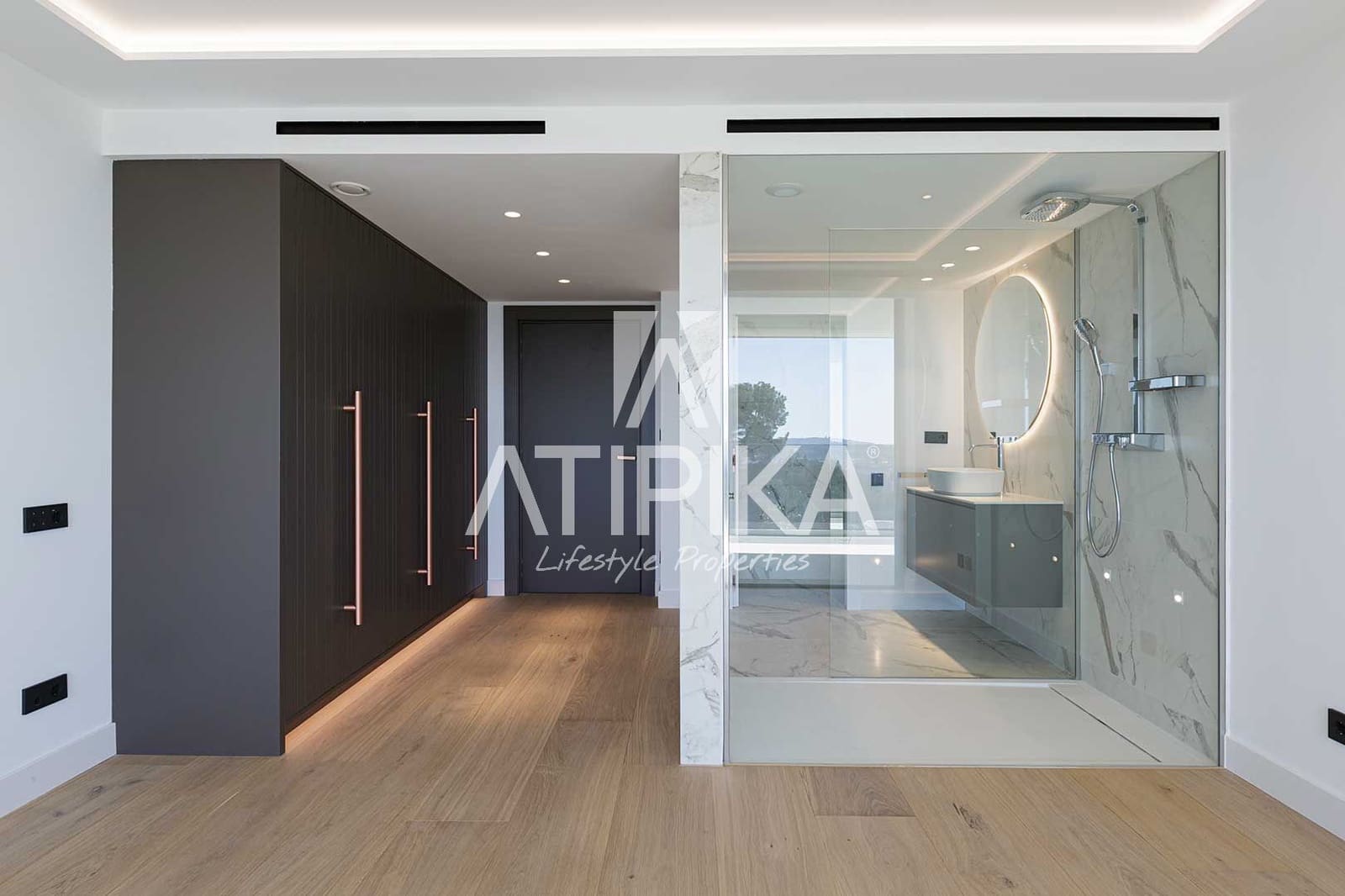 6 soveværelse Villa til salg i Barcelona by med swimmingpool - € 20.000.000 (Ref: 9020215)