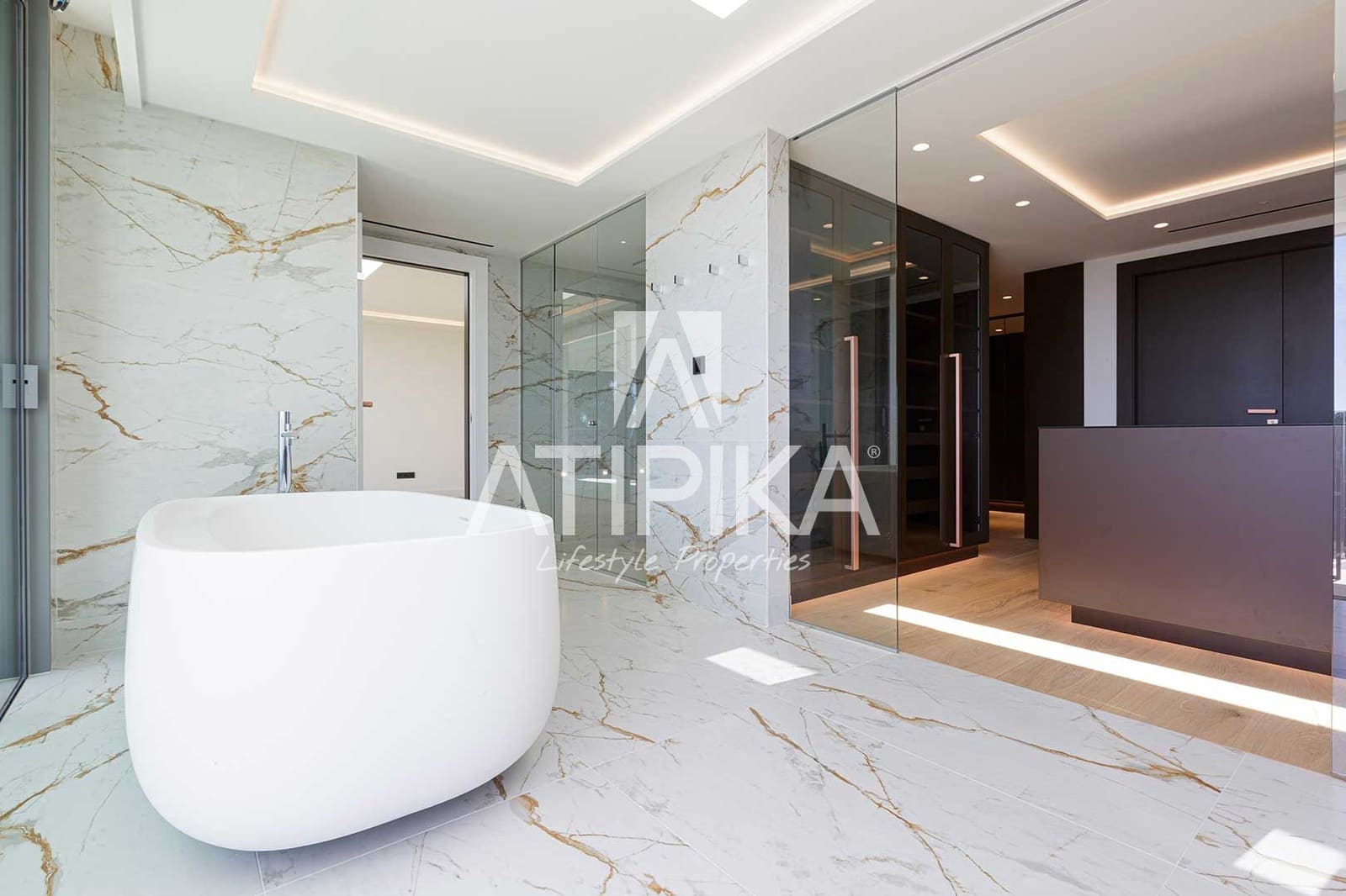 6 soveværelse Villa til salg i Barcelona by med swimmingpool - € 20.000.000 (Ref: 9020215)