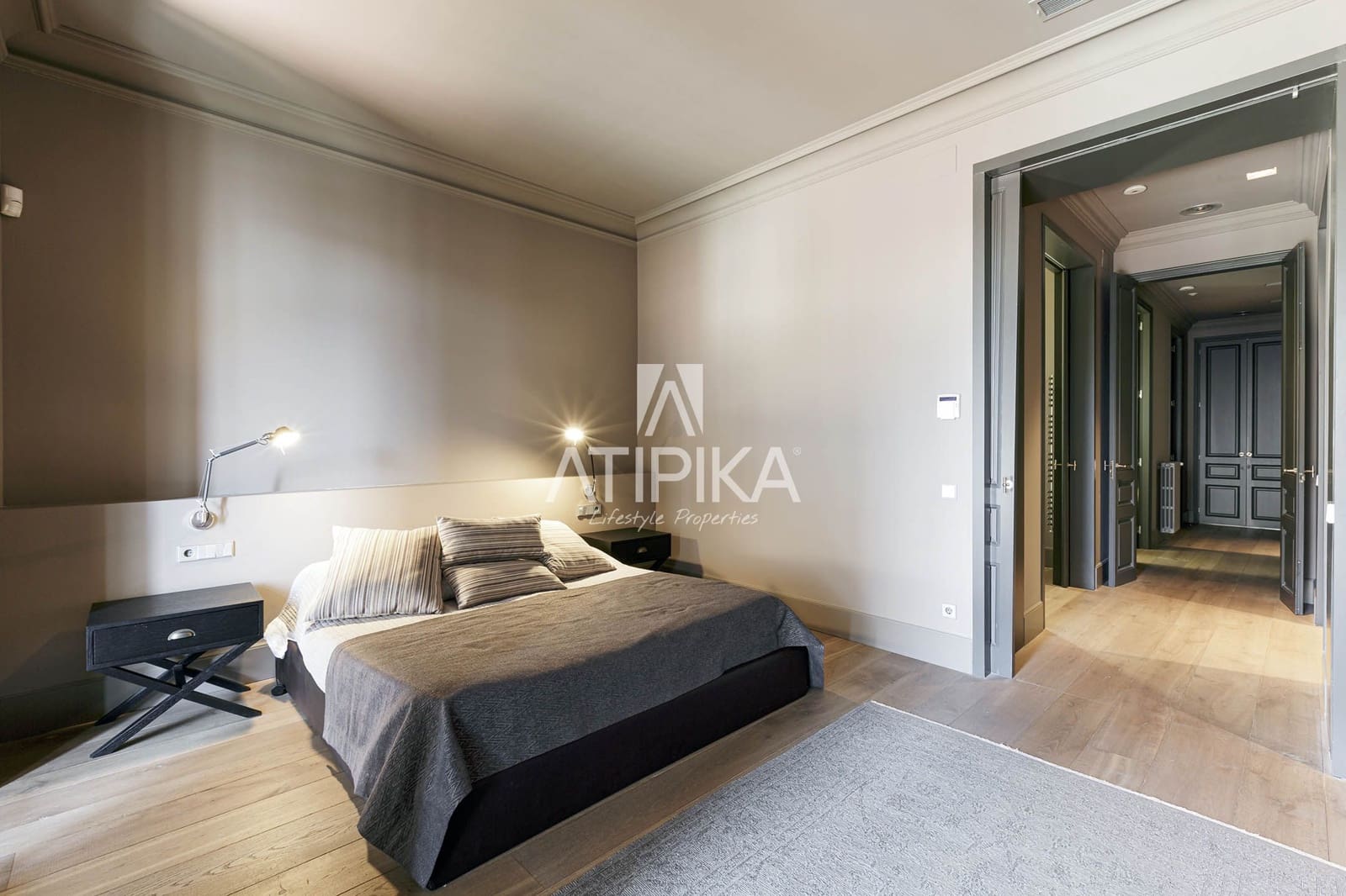 4 bedroom Apartment for sale in Barcelona city - € 2,900,000 (Ref: 9026250)