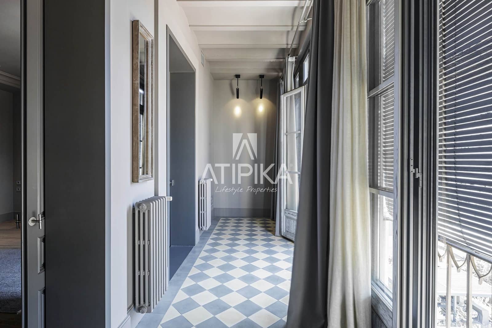 4 bedroom Apartment for sale in Barcelona city - € 2,900,000 (Ref: 9026250)