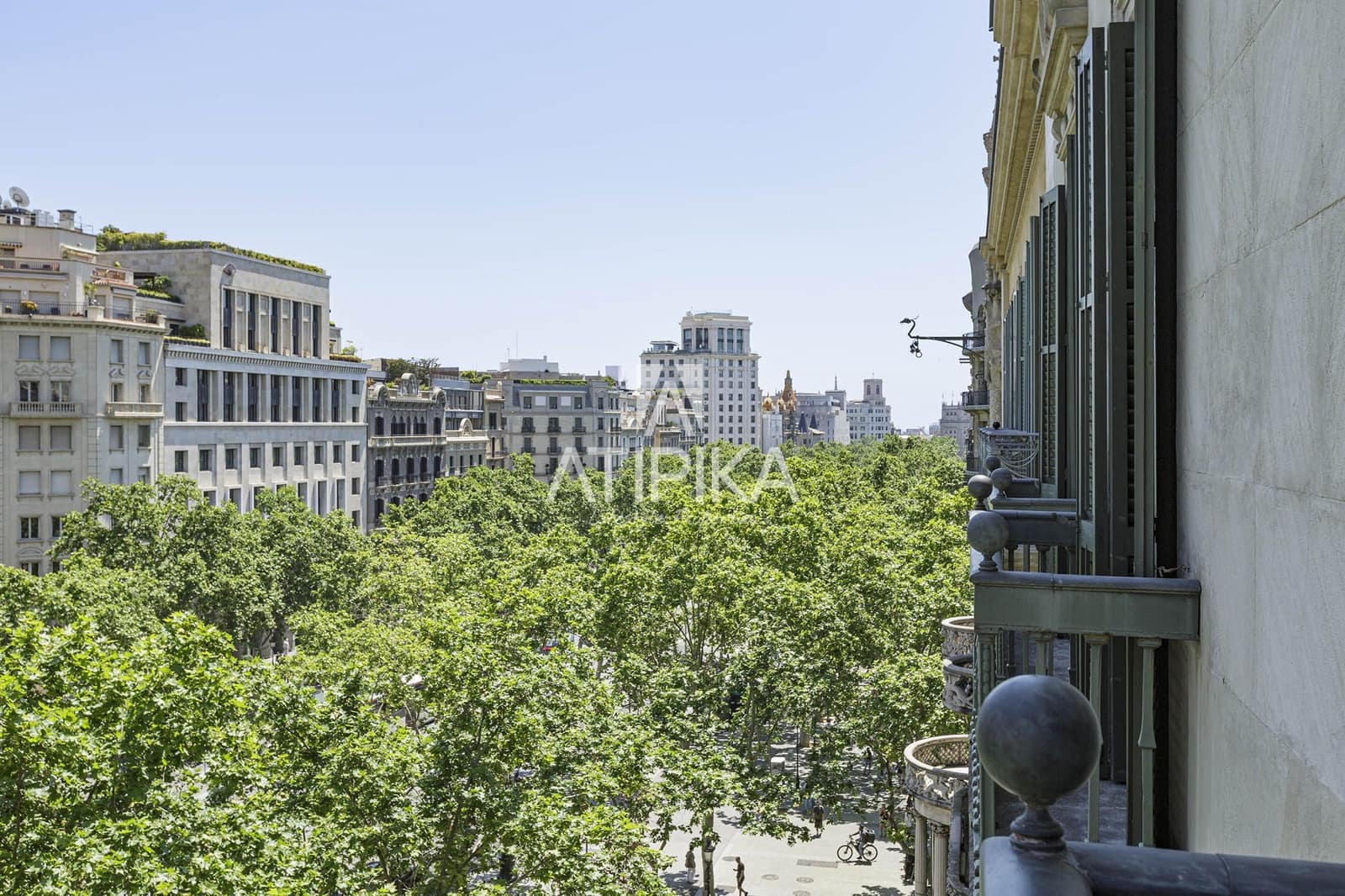 4 bedroom Apartment for sale in Barcelona city - € 2,900,000 (Ref: 9026250)