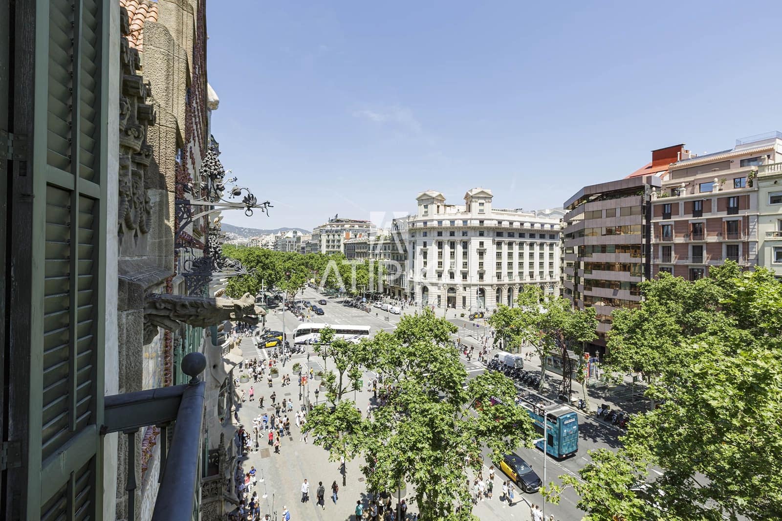 4 bedroom Apartment for sale in Barcelona city - € 2,900,000 (Ref: 9026250)