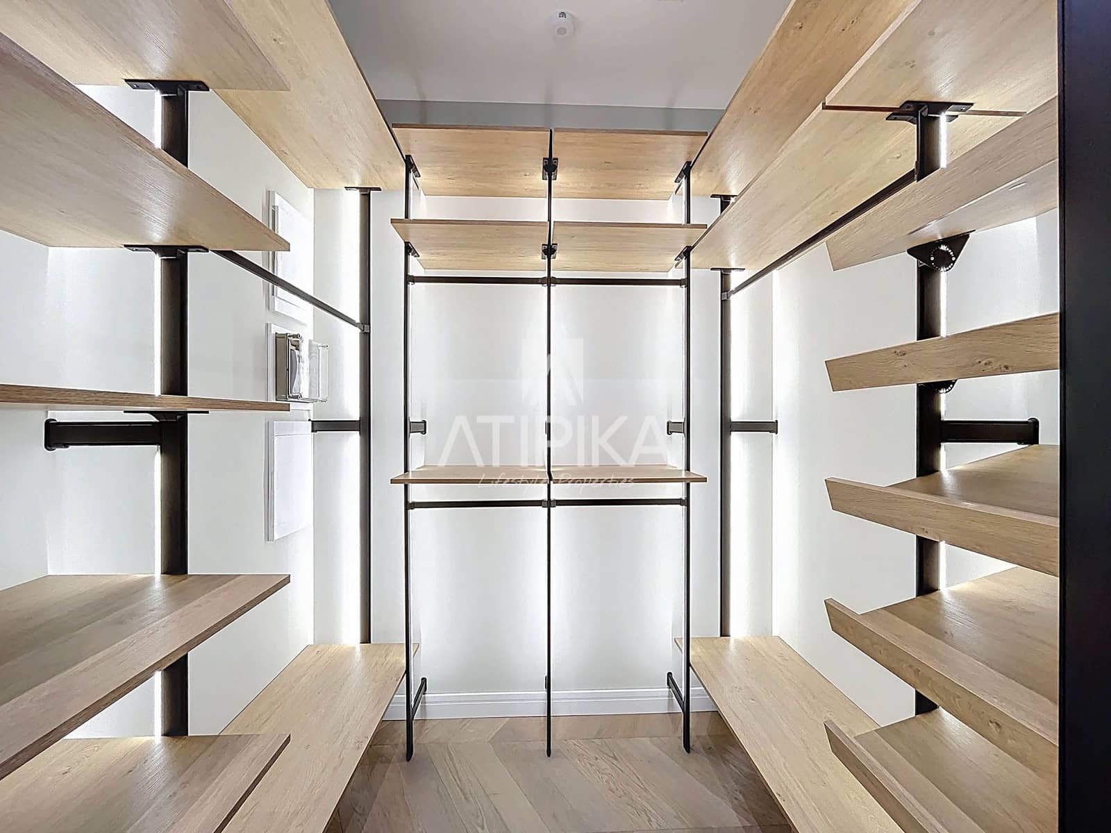 3 bedroom Apartment for sale in Barcelona city - € 1,225,000 (Ref: 9026251)