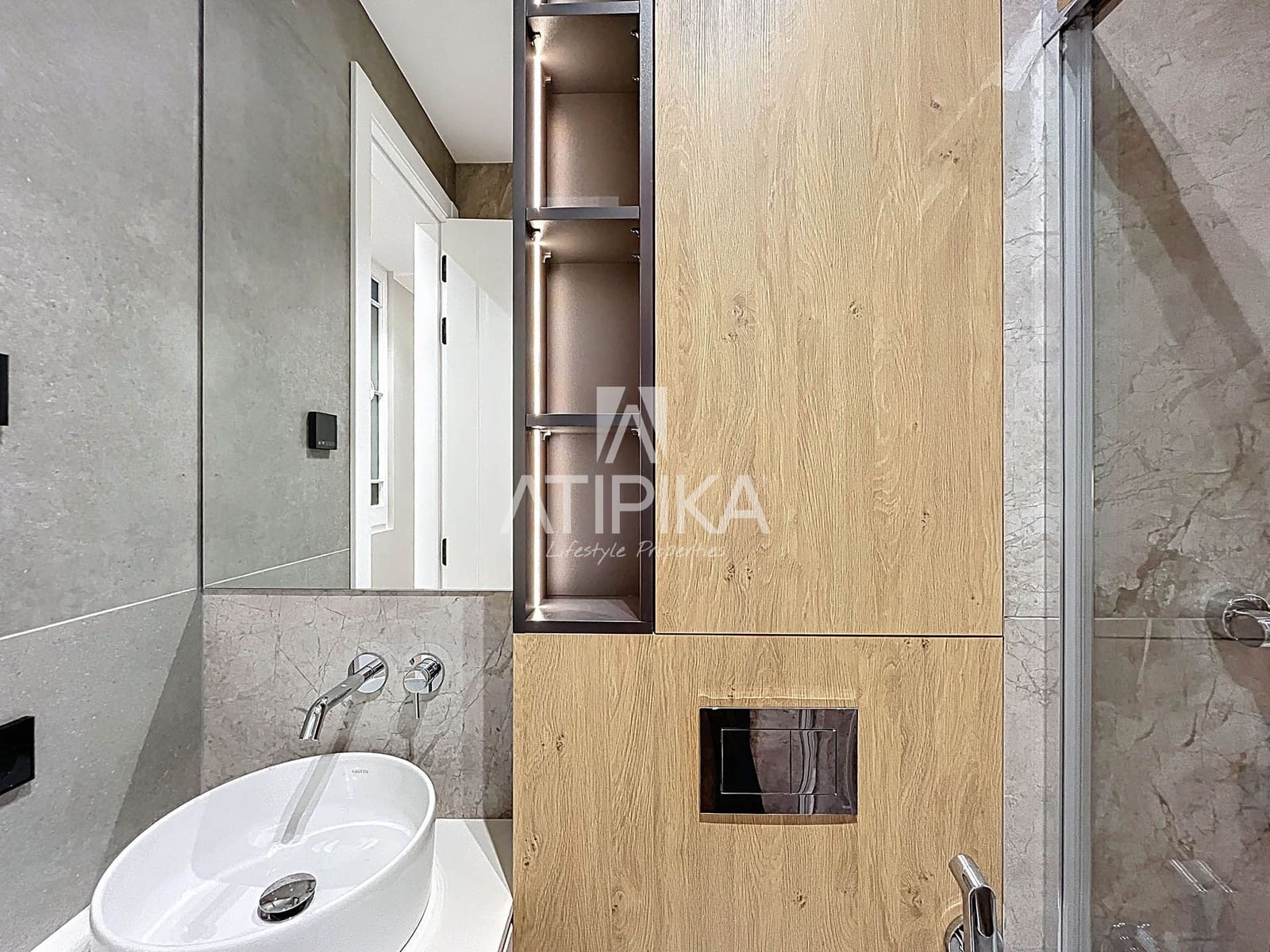 3 bedroom Apartment for sale in Barcelona city - € 1,225,000 (Ref: 9026251)