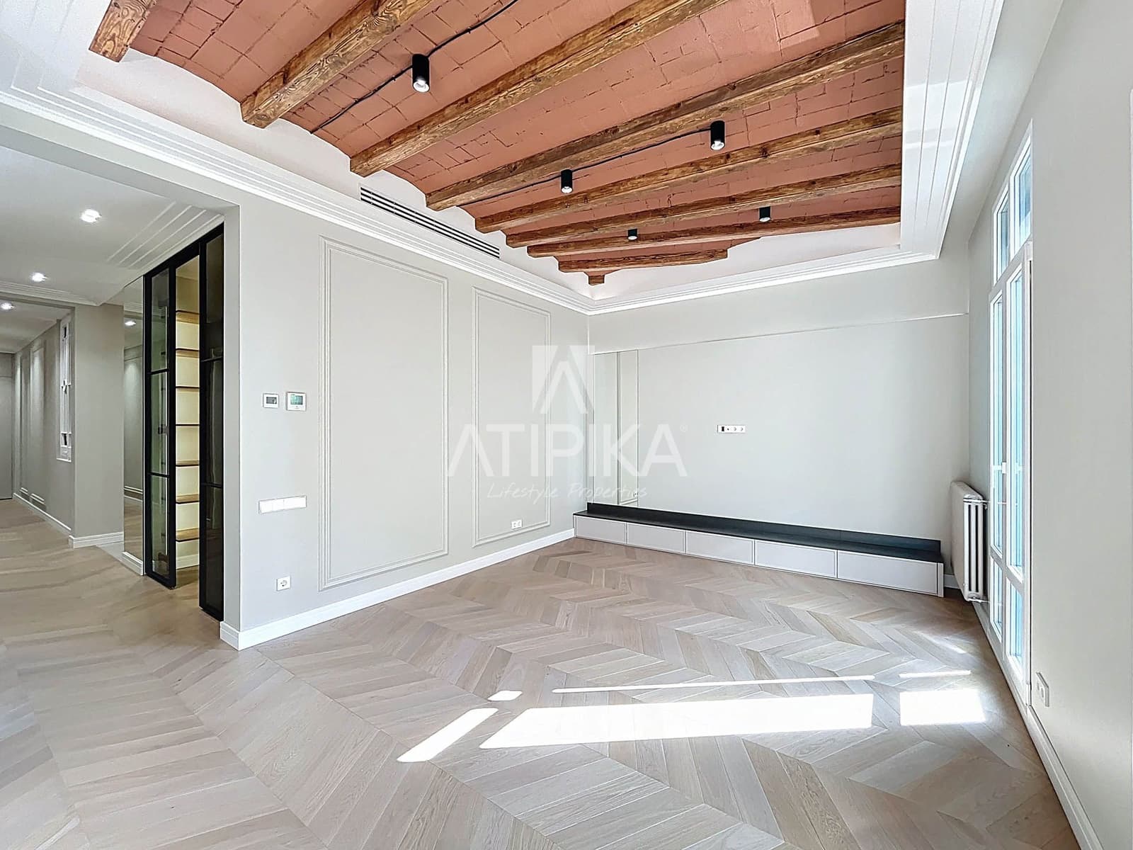3 bedroom Apartment for sale in Barcelona city - € 1,225,000 (Ref: 9026251)