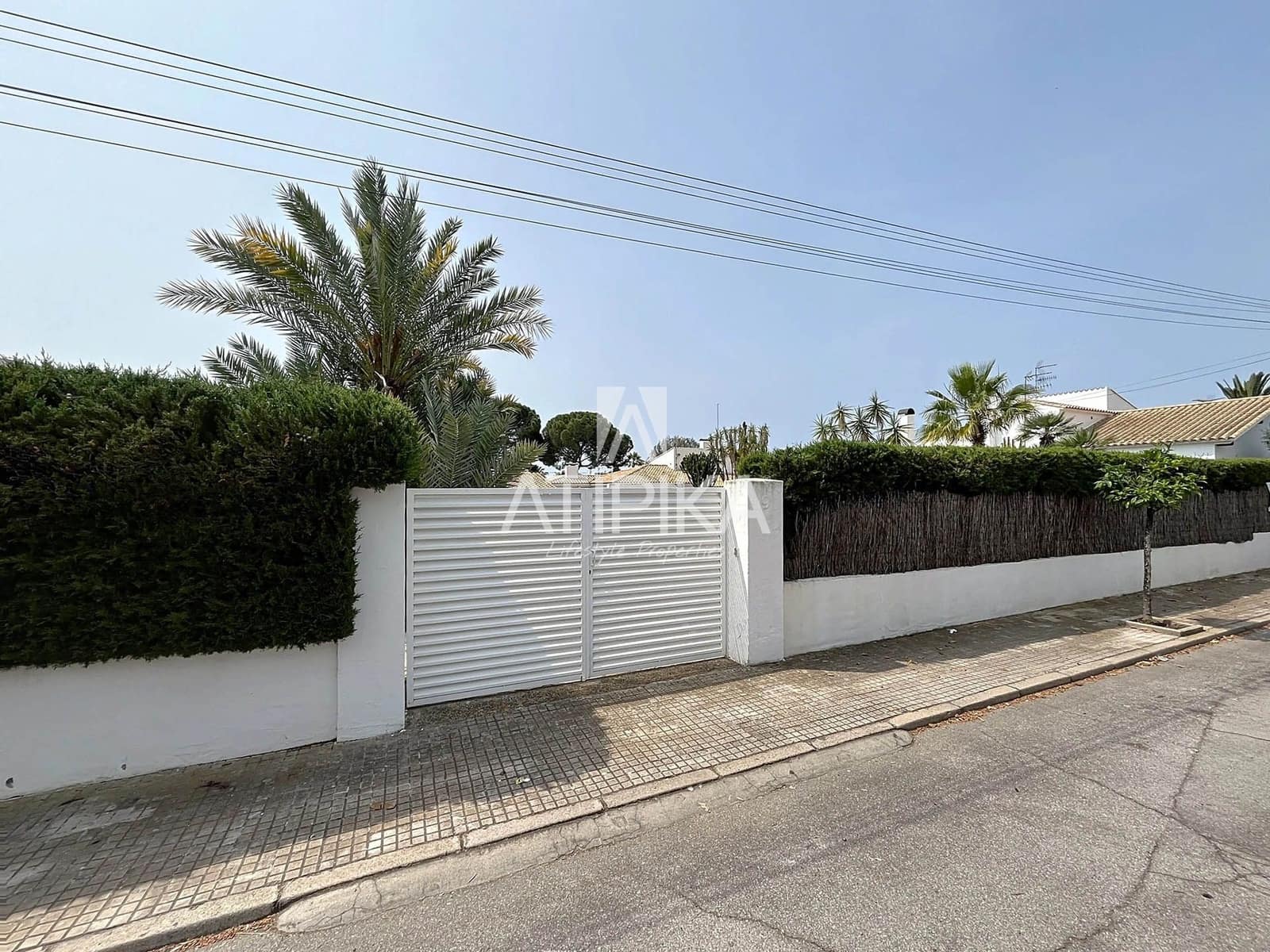 Grunde uden byggetilladelser til salg i Sant Pere de Ribes - € 810.000 (Ref: 9047303)