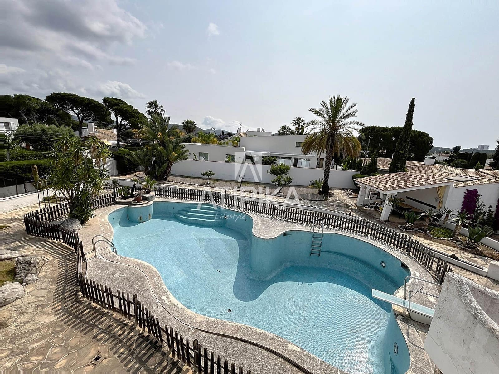 Grunde uden byggetilladelser til salg i Sant Pere de Ribes - € 810.000 (Ref: 9047303)