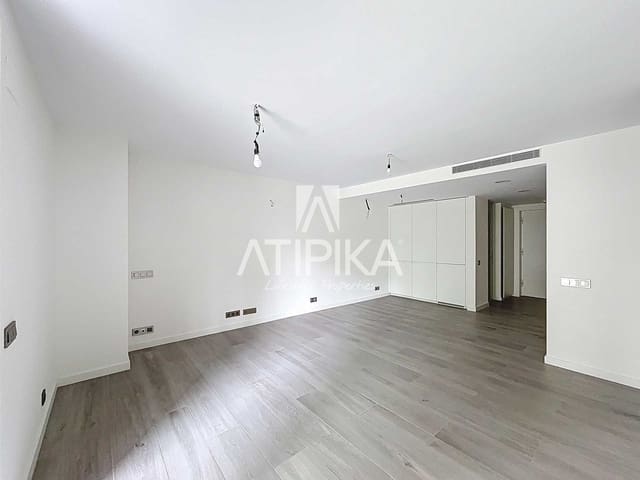 1 bedroom Apartment for sale in Esplugues de Llobregat with pool - € 614,000 (Ref: 9057259)