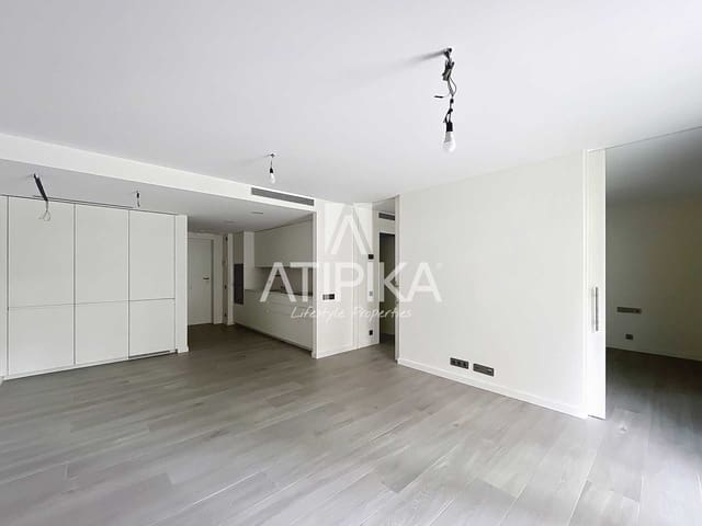 1 bedroom Apartment for sale in Esplugues de Llobregat with pool - € 614,000 (Ref: 9057259)