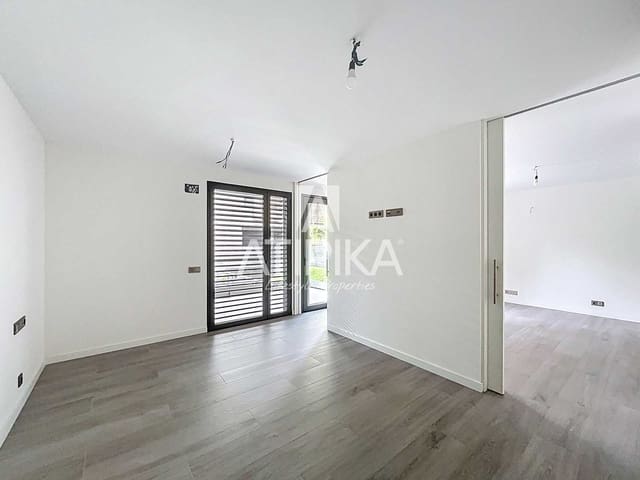 1 bedroom Apartment for sale in Esplugues de Llobregat with pool - € 614,000 (Ref: 9057259)