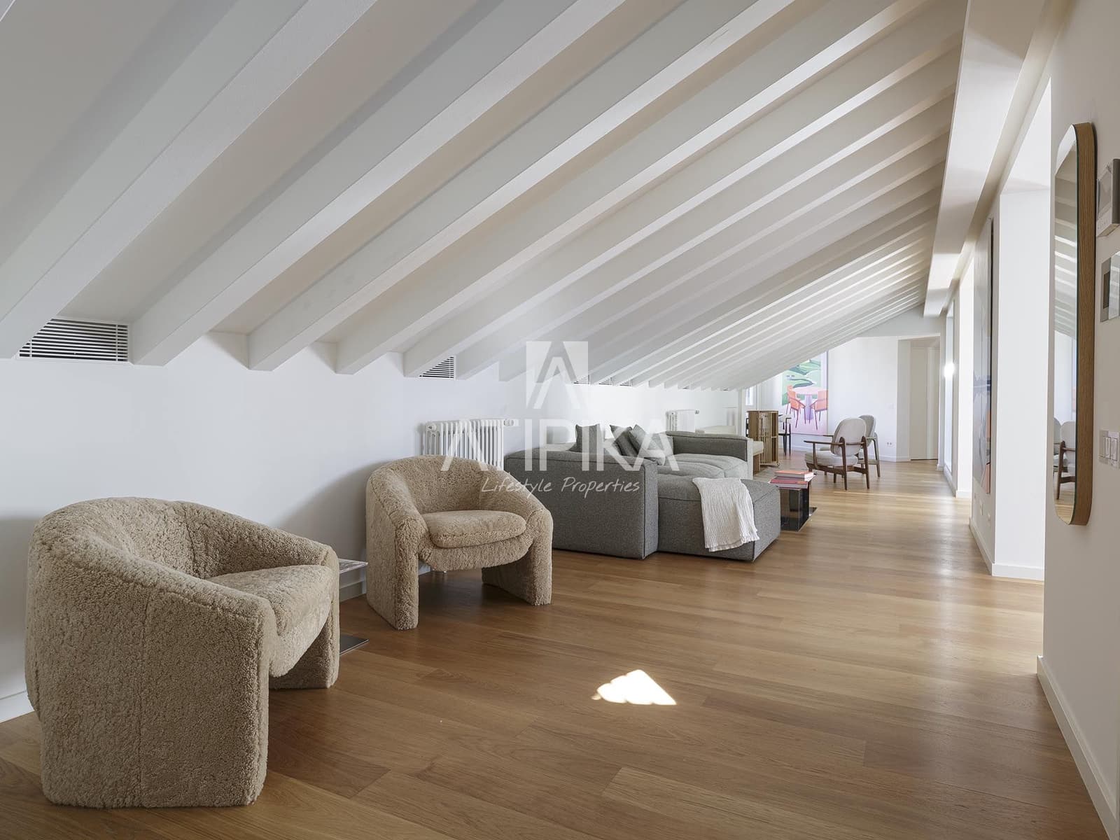 2 bedroom Apartment for sale in Barcelona city with pool - € 2,690,000 (Ref: 9058777)