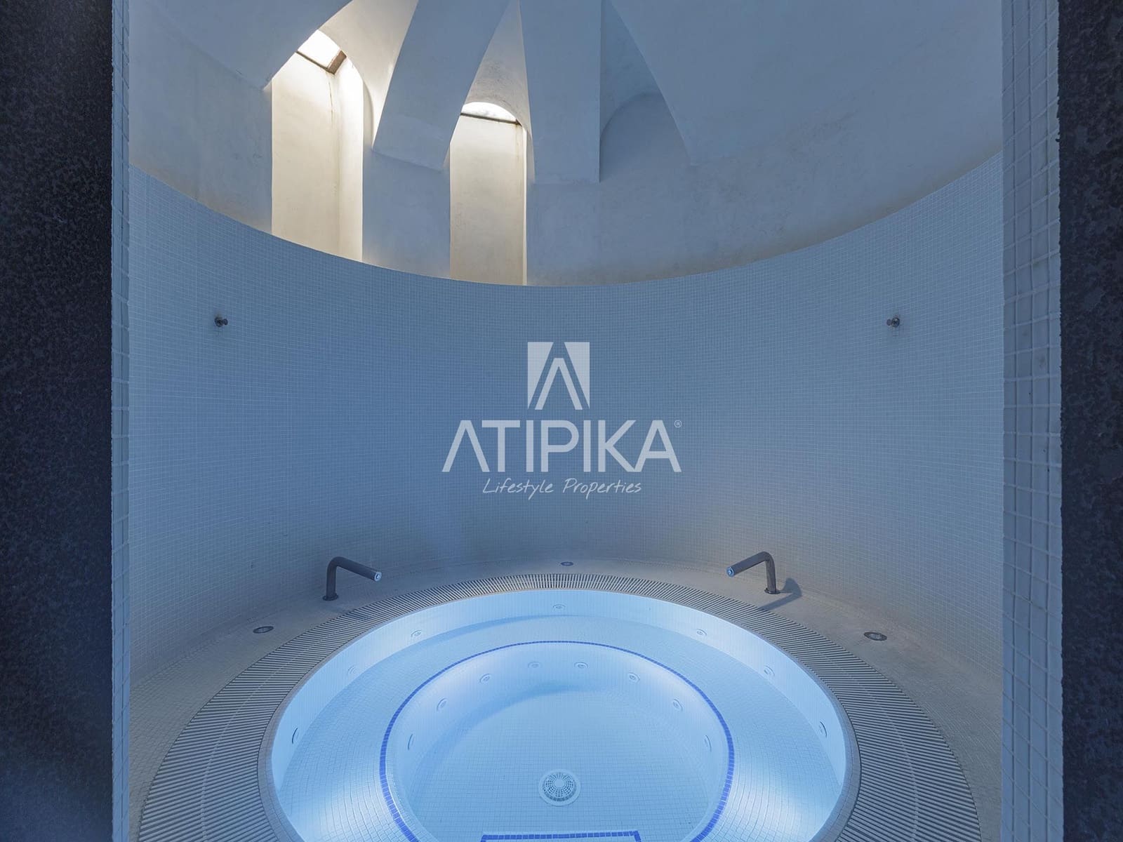 2 bedroom Apartment for sale in Barcelona city with pool - € 2,690,000 (Ref: 9058777)