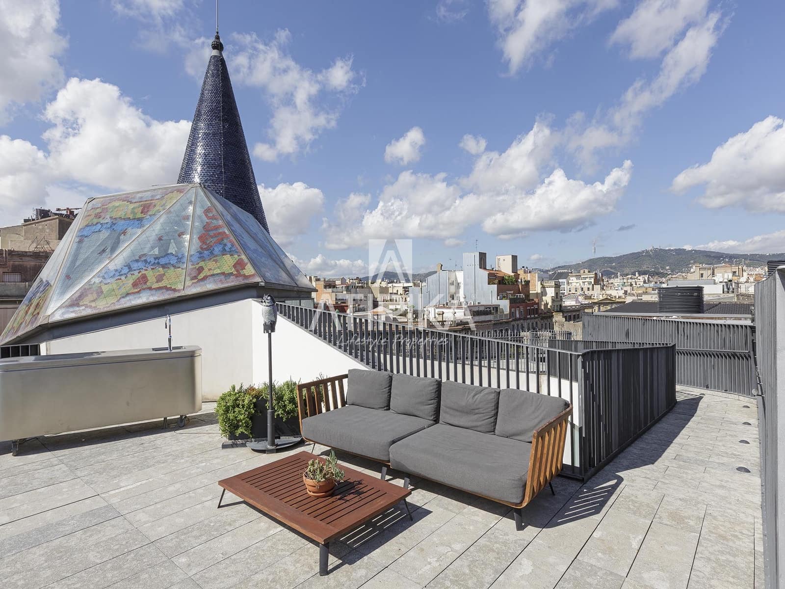 2 bedroom Apartment for sale in Barcelona city with pool - € 2,690,000 (Ref: 9058777)