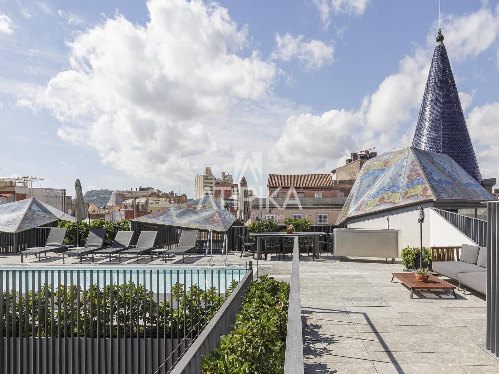 2 bedroom Apartment for sale in Barcelona city with pool - € 2,690,000 (Ref: 9058777)