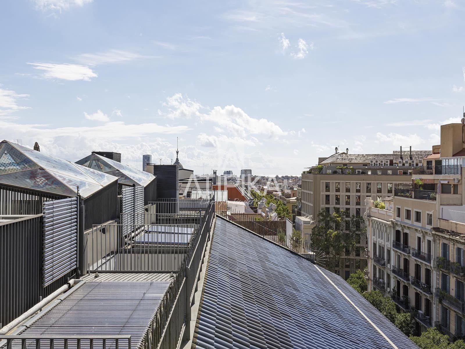 2 bedroom Apartment for sale in Barcelona city with pool - € 2,690,000 (Ref: 9058777)