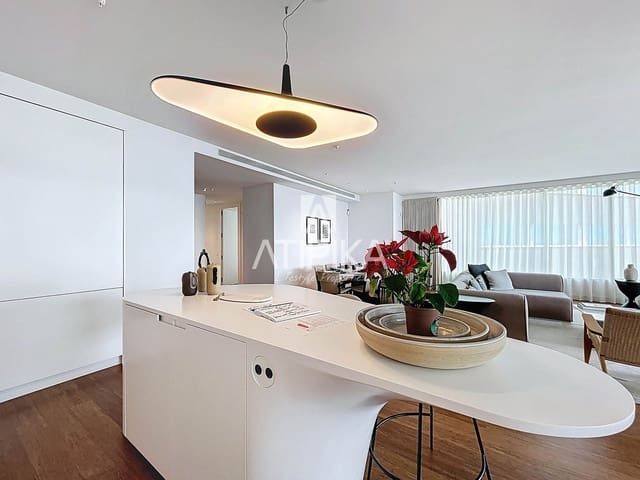 3 soveværelse Lejlighed til salg i Barcelona by med swimmingpool - € 2.320.000 (Ref: 9062068)