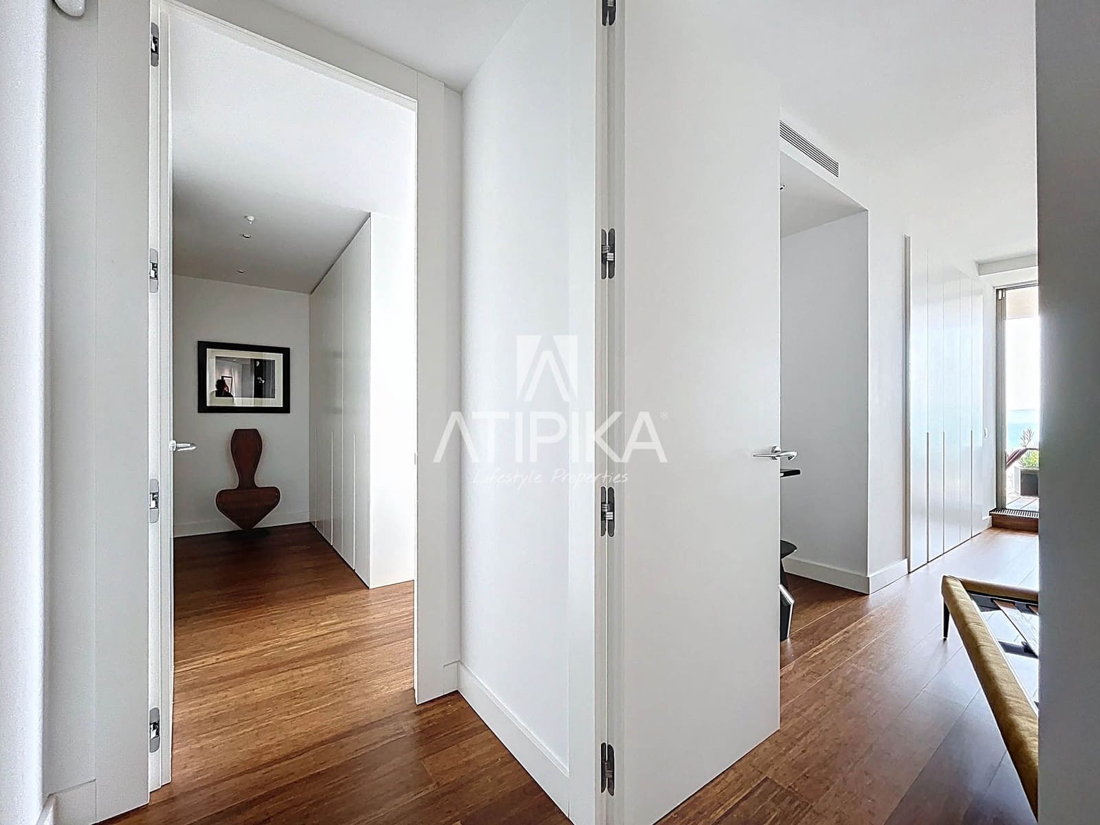 3 bedroom Apartment for sale in Barcelona city with pool - € 2,320,000 (Ref: 9062068)