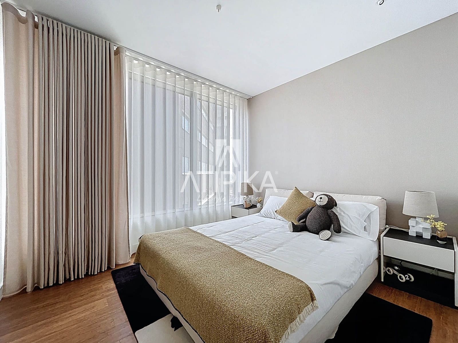 3 bedroom Apartment for sale in Barcelona city with pool - € 2,320,000 (Ref: 9062068)