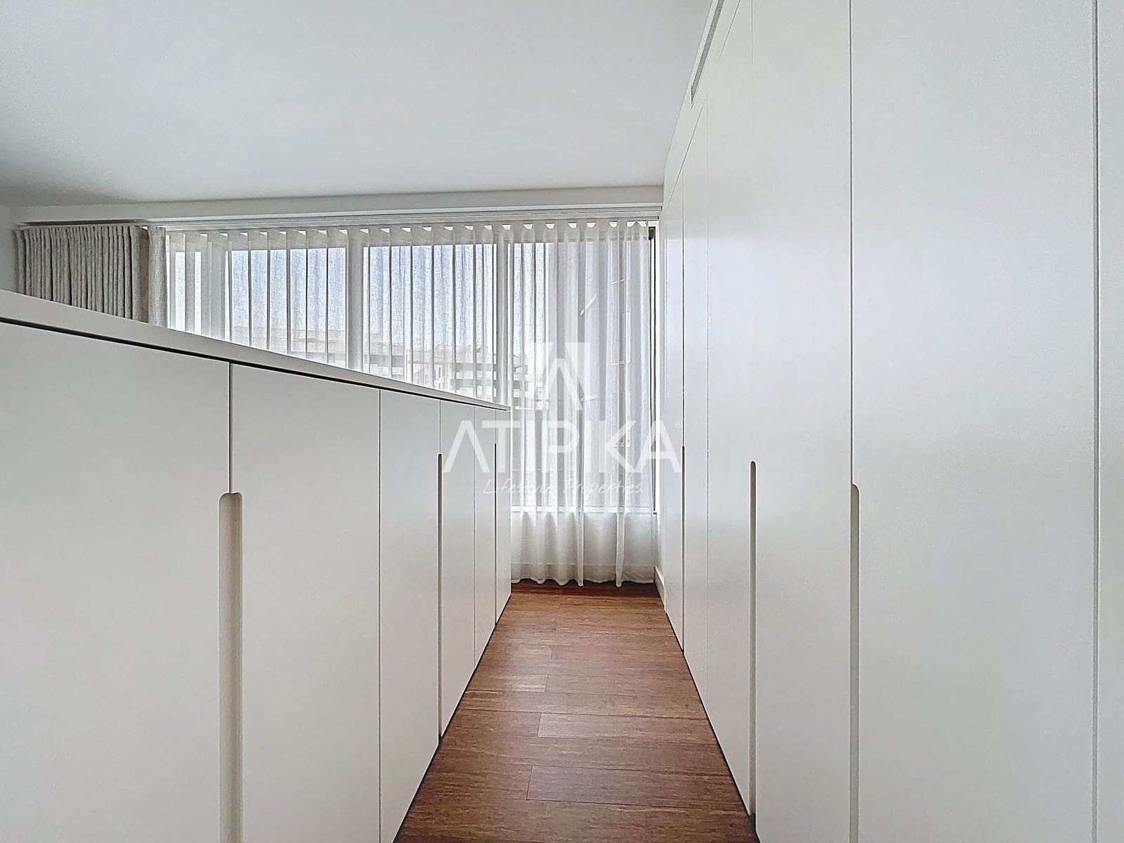 3 bedroom Apartment for sale in Barcelona city with pool - € 2,320,000 (Ref: 9062068)