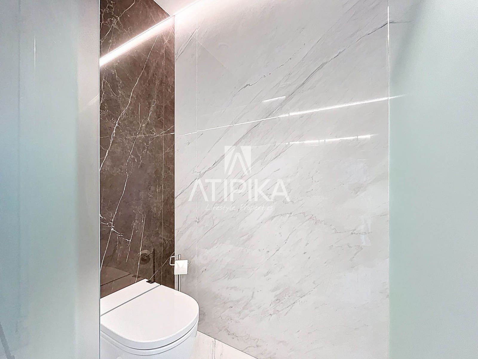 3 bedroom Apartment for sale in Barcelona city with pool - € 2,320,000 (Ref: 9062068)