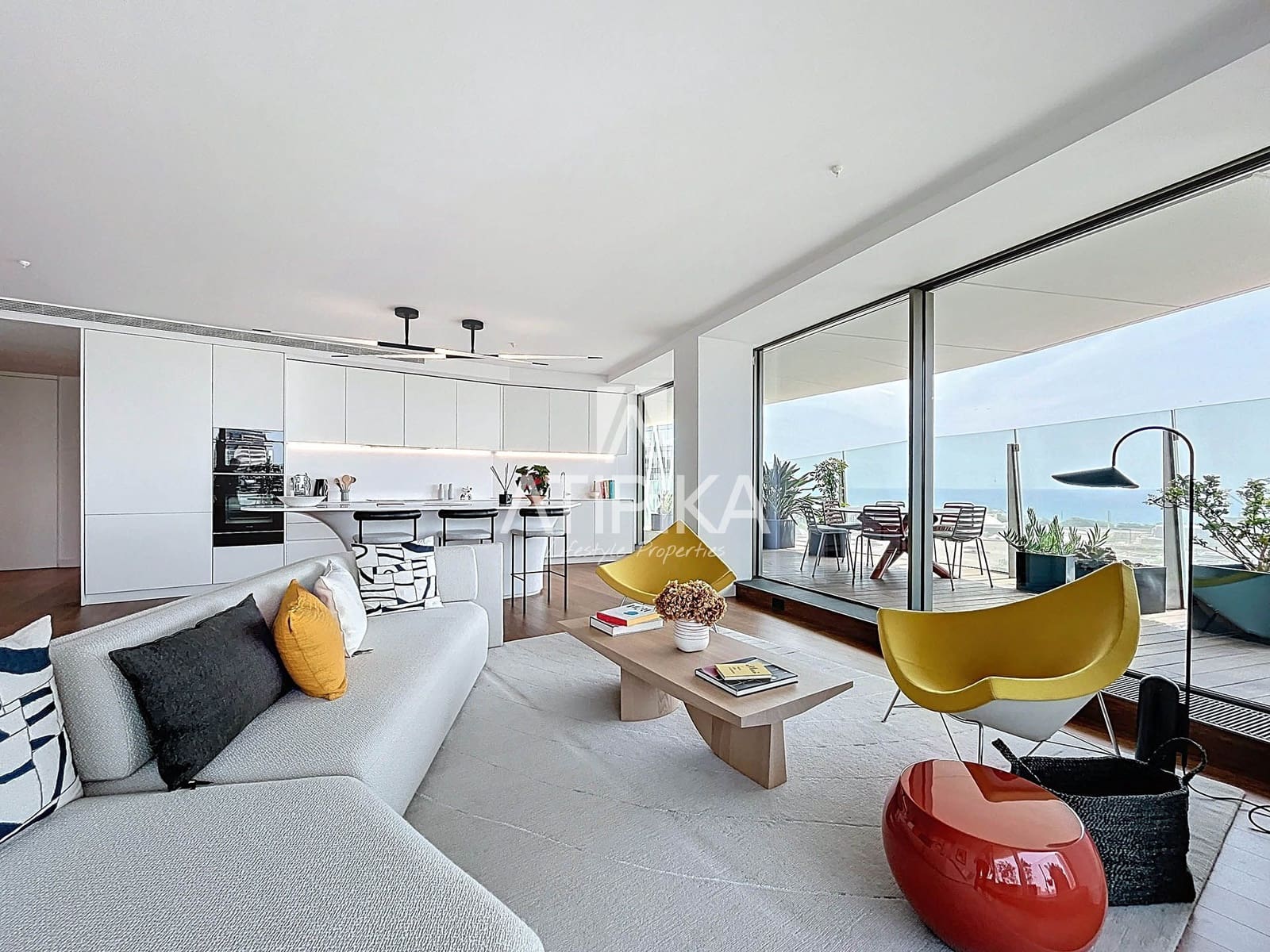 3 bedroom Apartment for sale in Barcelona city with pool - € 2,320,000 (Ref: 9062068)