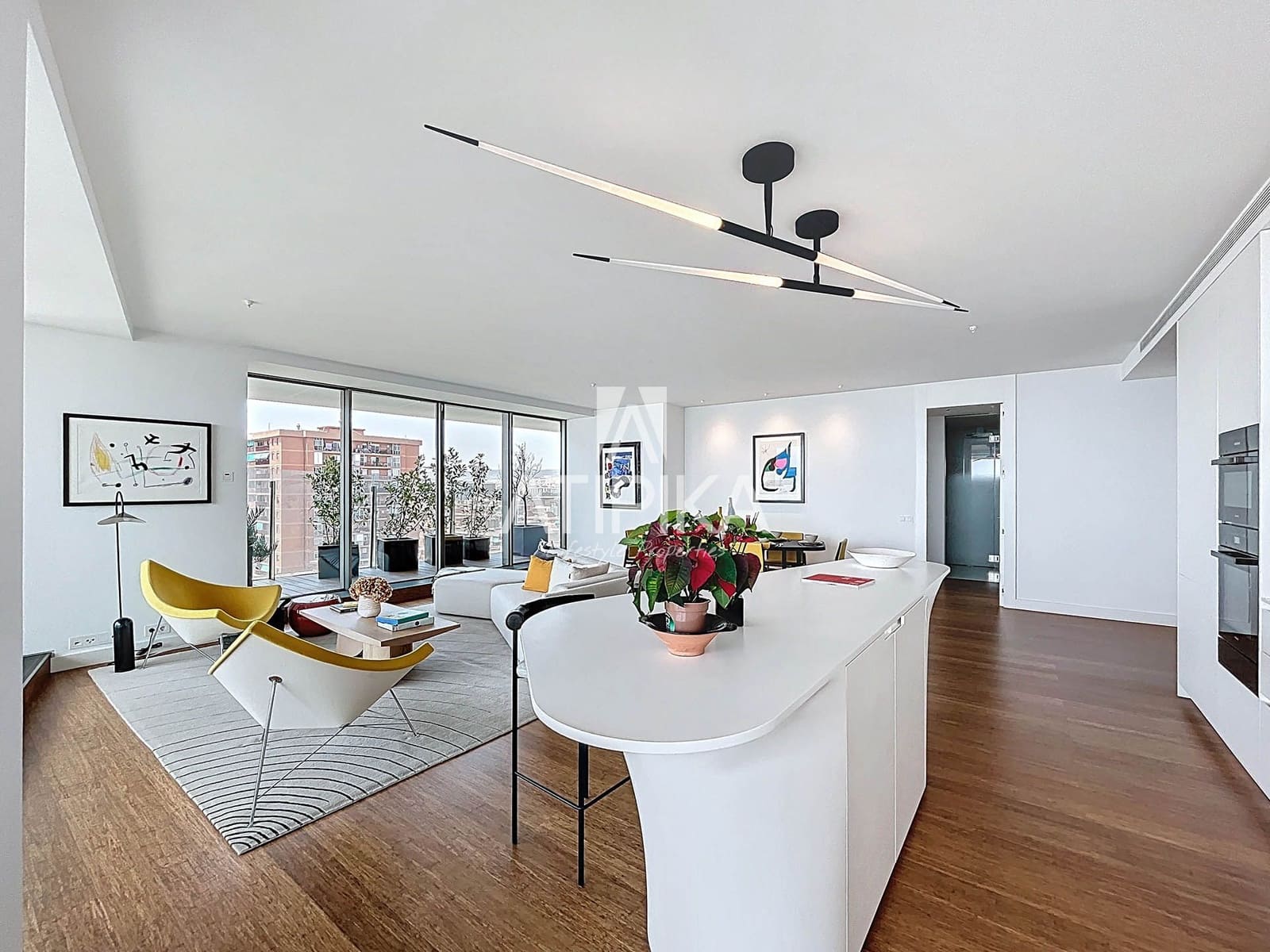 3 bedroom Apartment for sale in Barcelona city with pool - € 2,320,000 (Ref: 9062068)