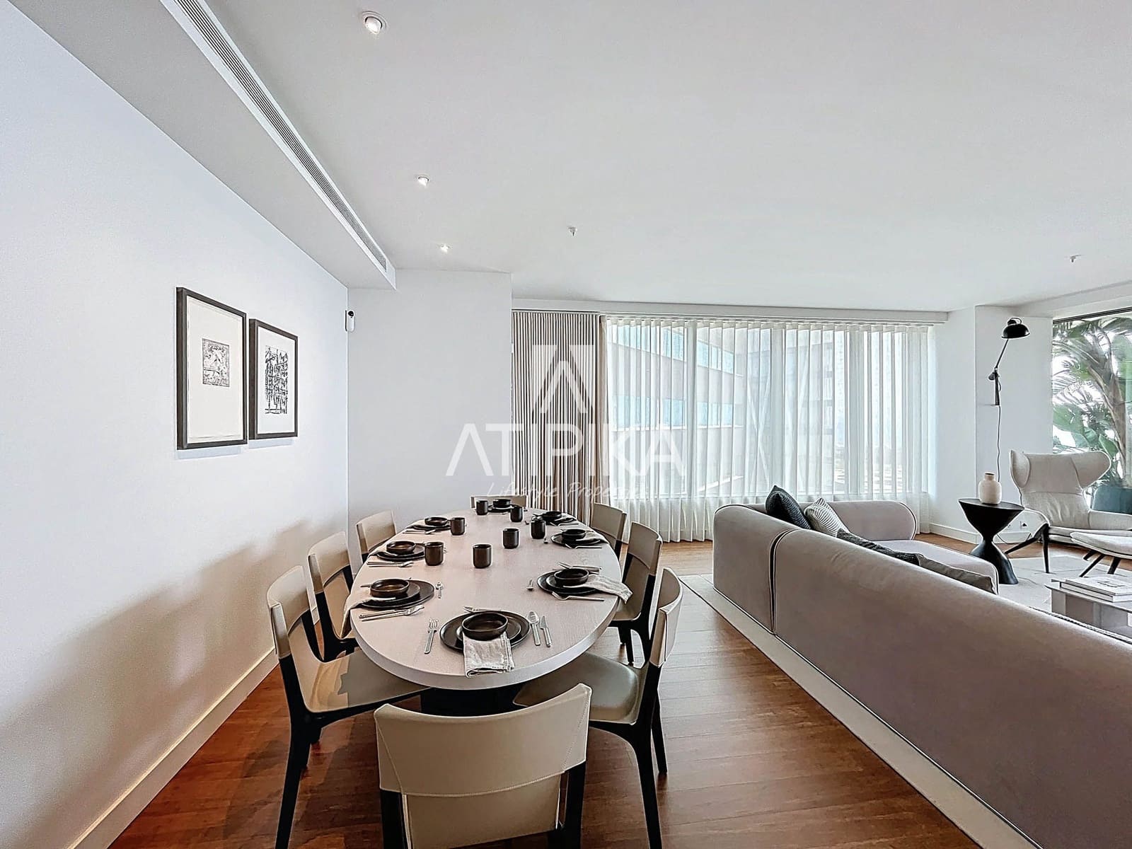 3 bedroom Apartment for sale in Barcelona city with pool - € 2,320,000 (Ref: 9062068)