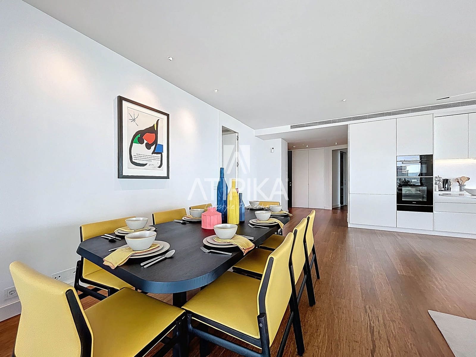 3 bedroom Apartment for sale in Barcelona city with pool - € 2,320,000 (Ref: 9062068)