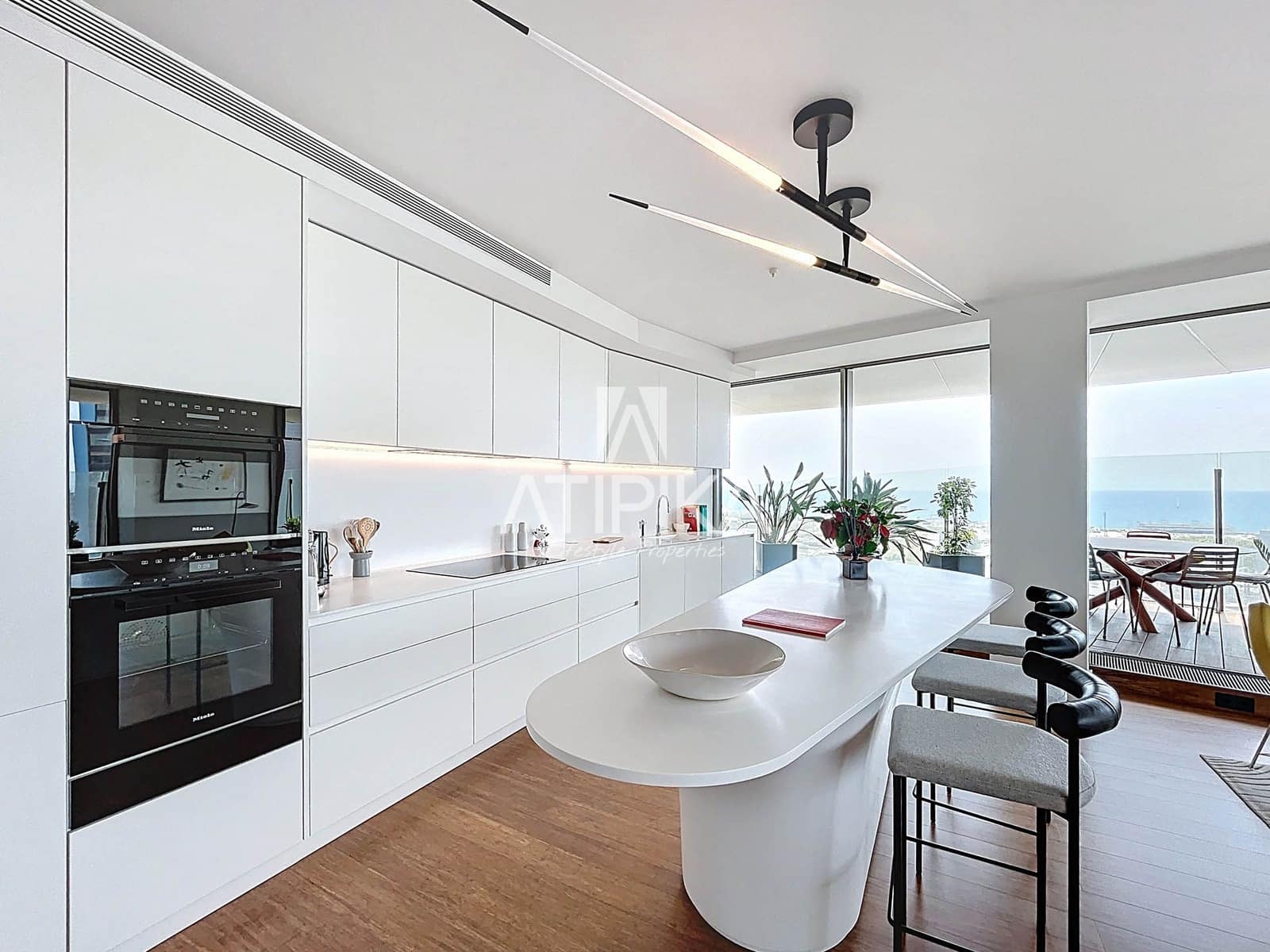 3 bedroom Apartment for sale in Barcelona city with pool - € 2,320,000 (Ref: 9062068)