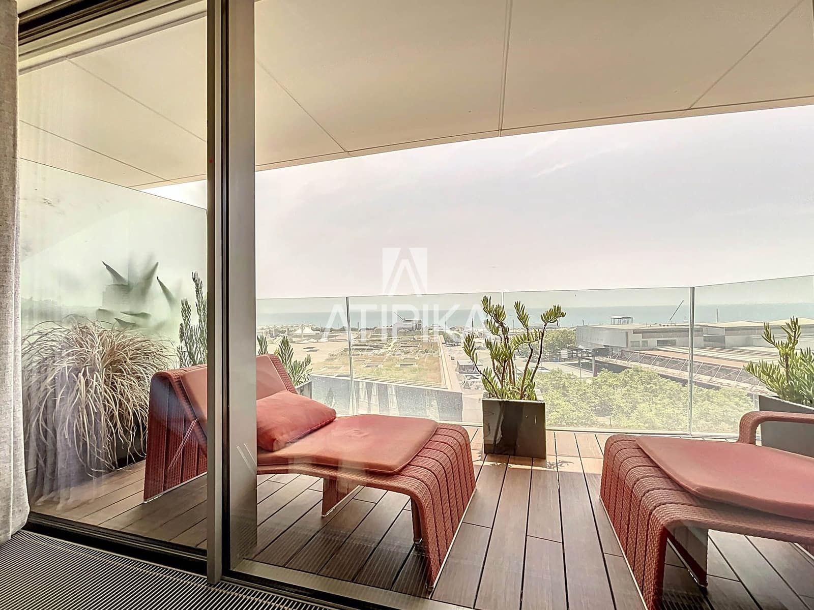 3 bedroom Apartment for sale in Barcelona city with pool - € 2,320,000 (Ref: 9062068)