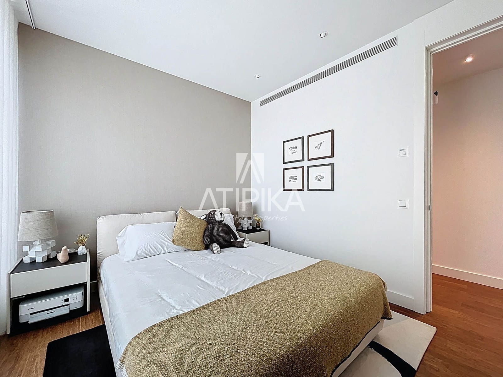3 bedroom Apartment for sale in Barcelona city with pool - € 2,320,000 (Ref: 9062068)