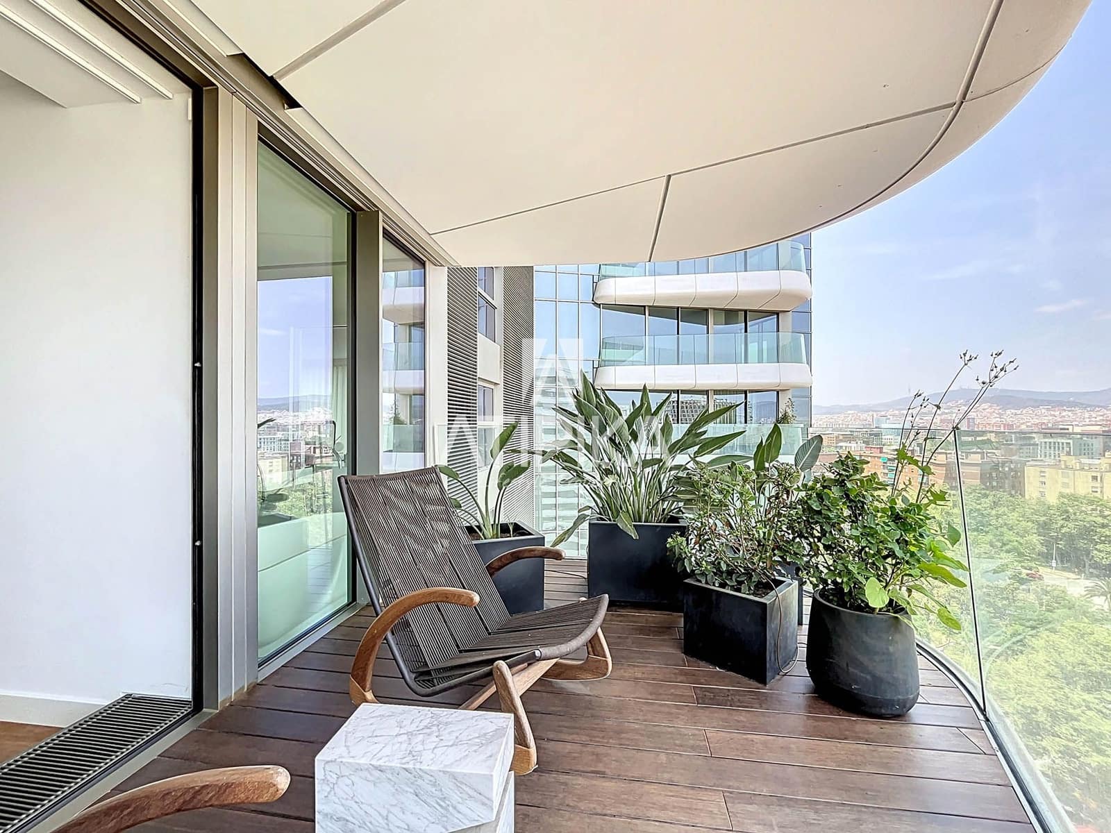 3 bedroom Apartment for sale in Barcelona city with pool - € 2,320,000 (Ref: 9062068)