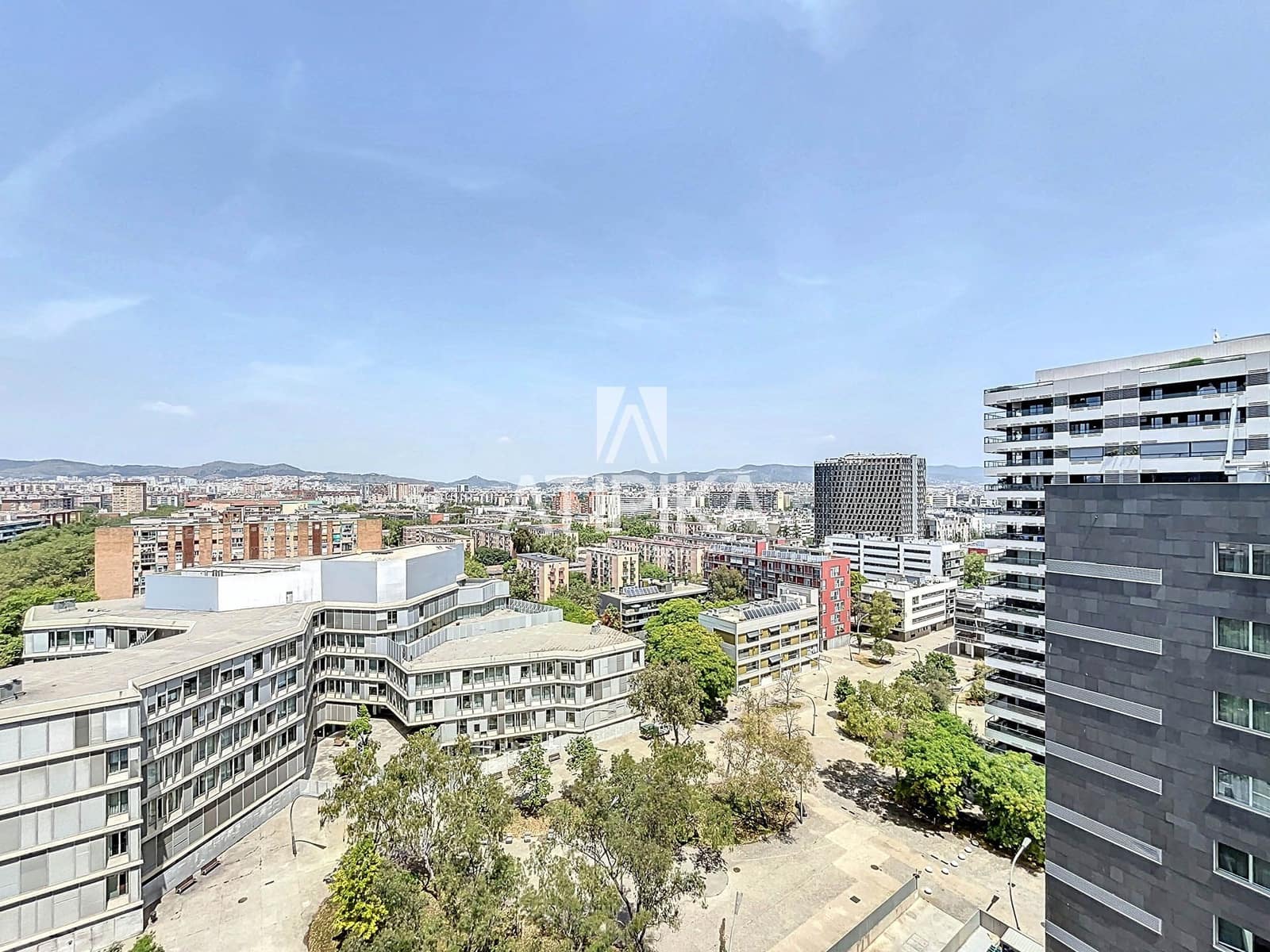 3 bedroom Apartment for sale in Barcelona city with pool - € 2,320,000 (Ref: 9062068)