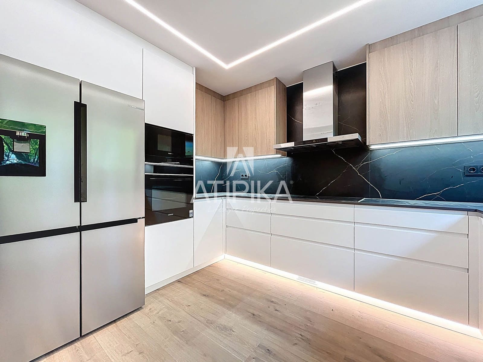 4 soveværelse Villa til leje i Gava med swimmingpool - € 6.800 (Ref: 9073075)