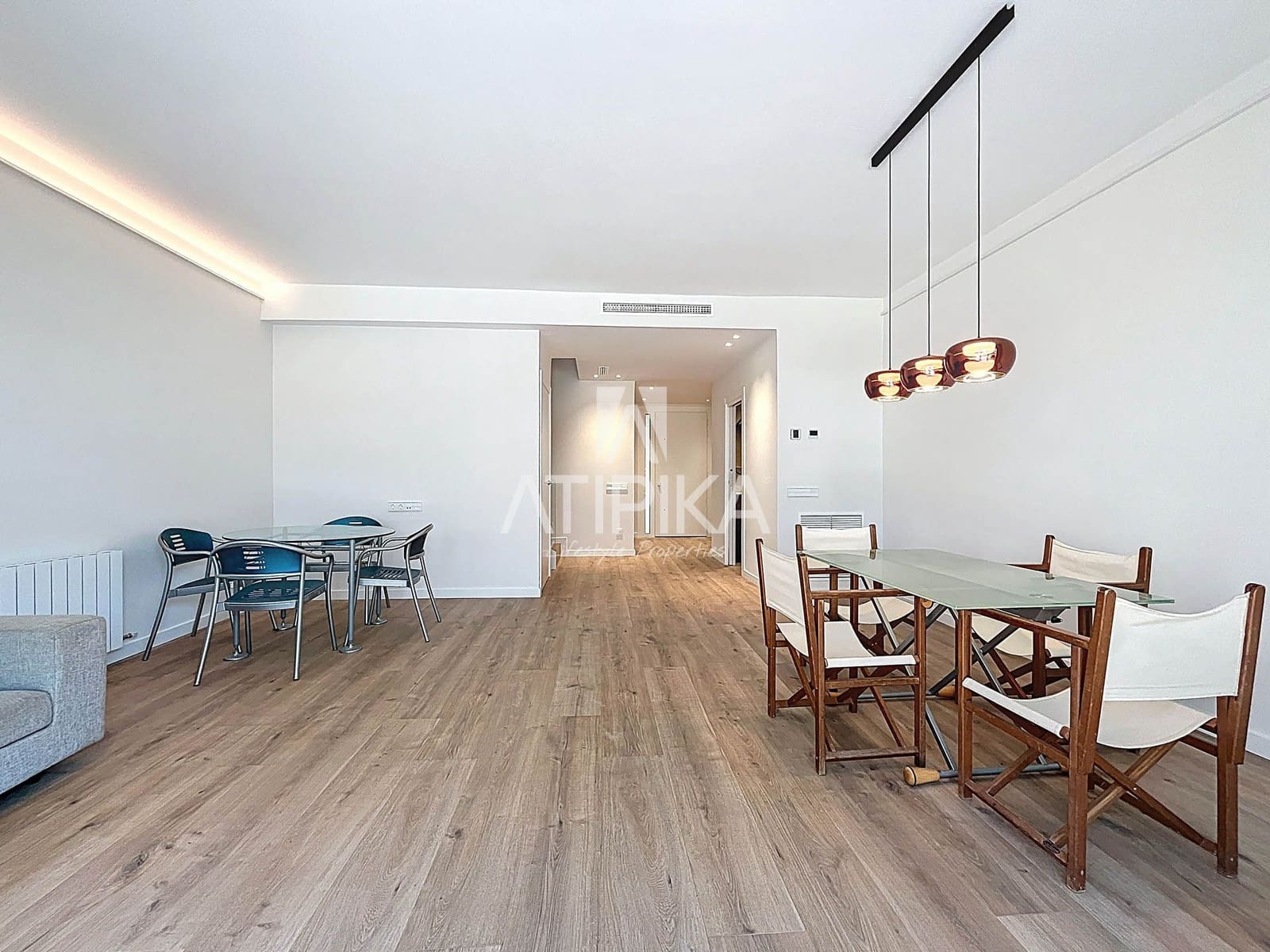 4 soveværelse Villa til leje i Gava med swimmingpool - € 6.800 (Ref: 9073075)