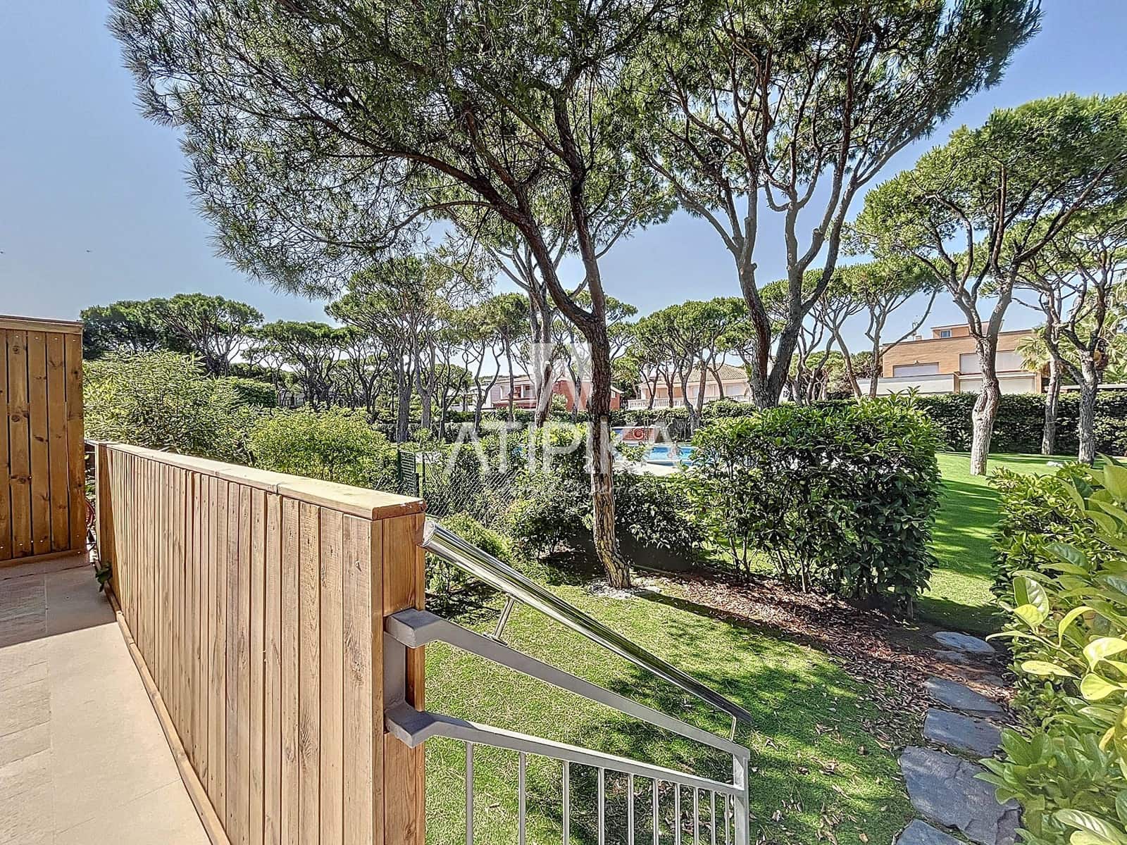 4 soveværelse Villa til leje i Gava med swimmingpool - € 6.800 (Ref: 9073075)