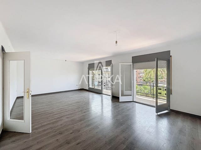 3 makuuhuone Huoneisto myytävänä paikassa Pineda de Mar - 200 000 € (Ref: 9077717)