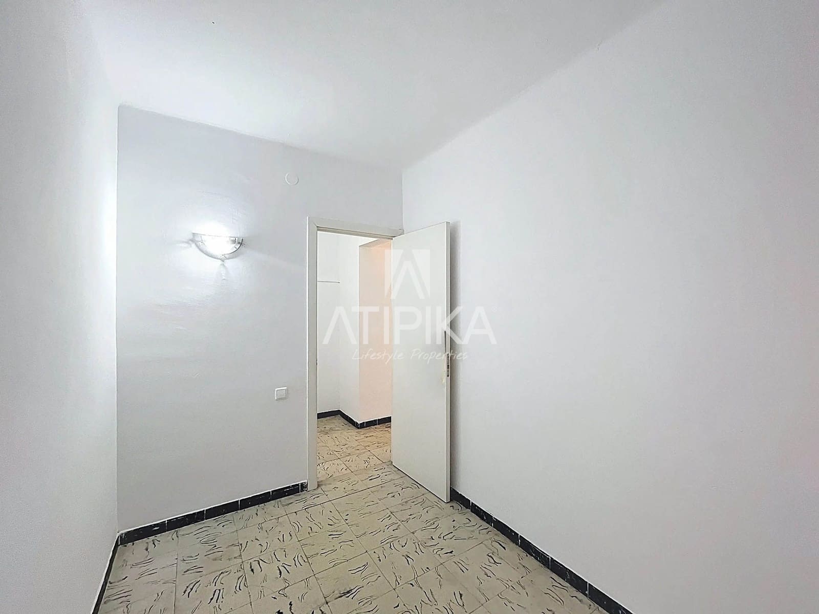 3 bedroom Apartment for sale in Pineda de Mar - € 190,000 (Ref: 9077717)