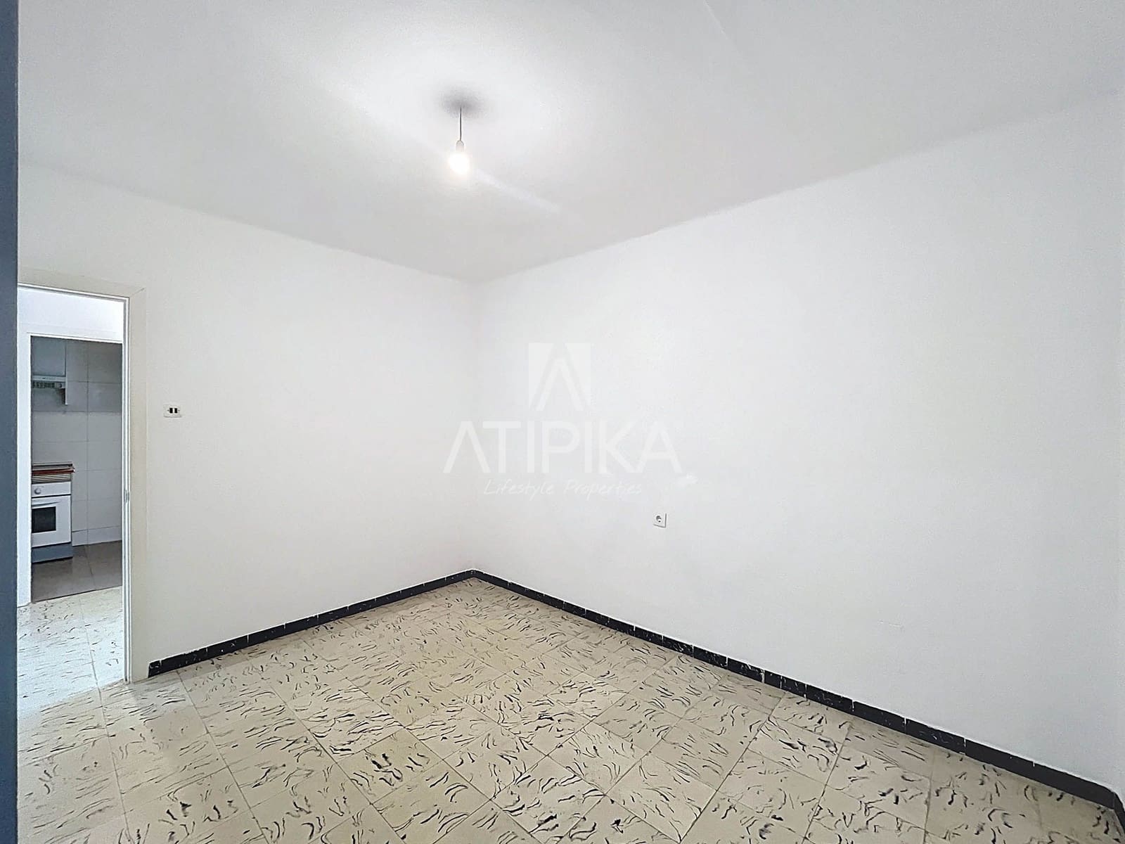 3 bedroom Apartment for sale in Pineda de Mar - € 190,000 (Ref: 9077717)